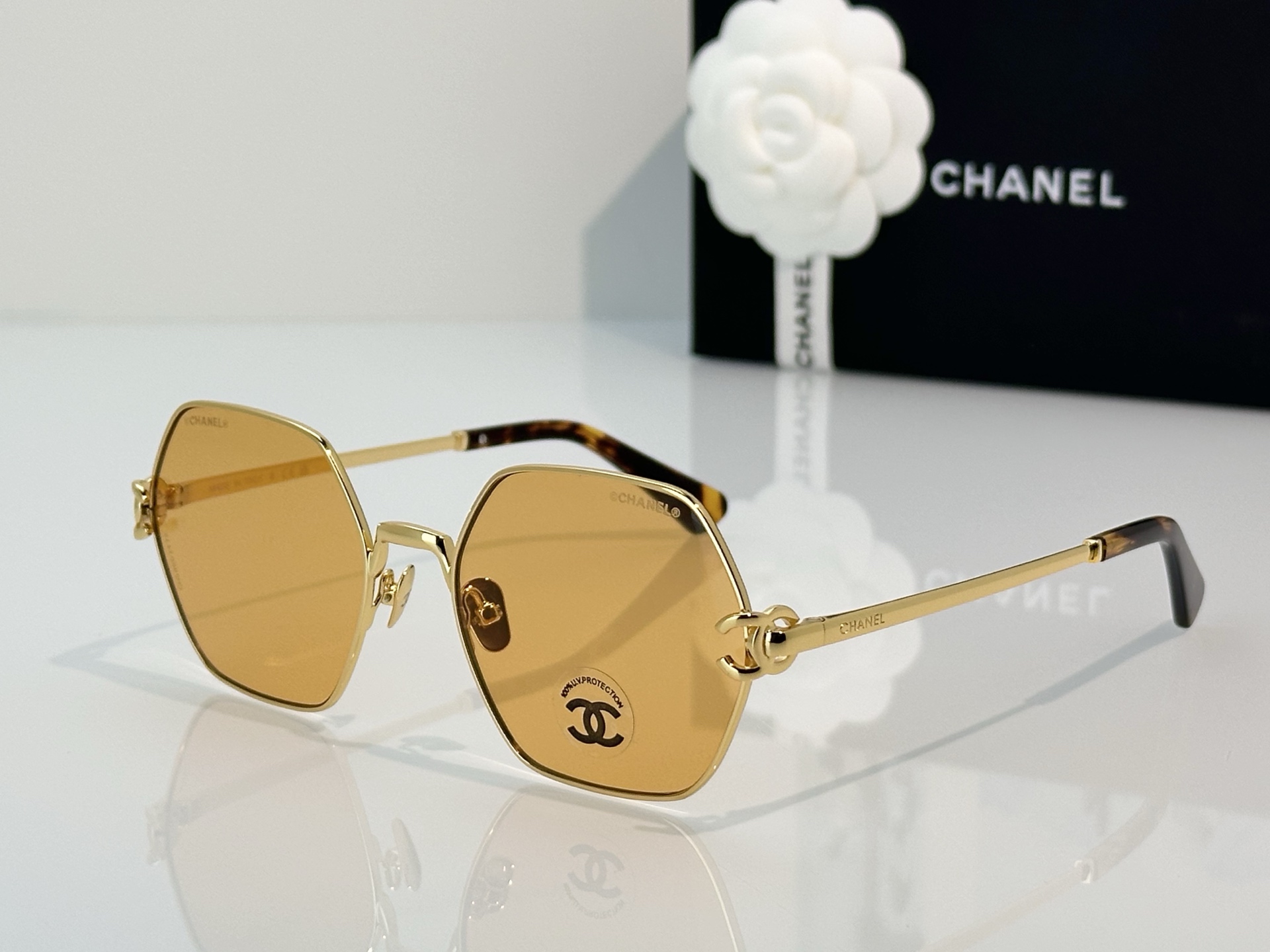 Chanel Sunglasses CH2231