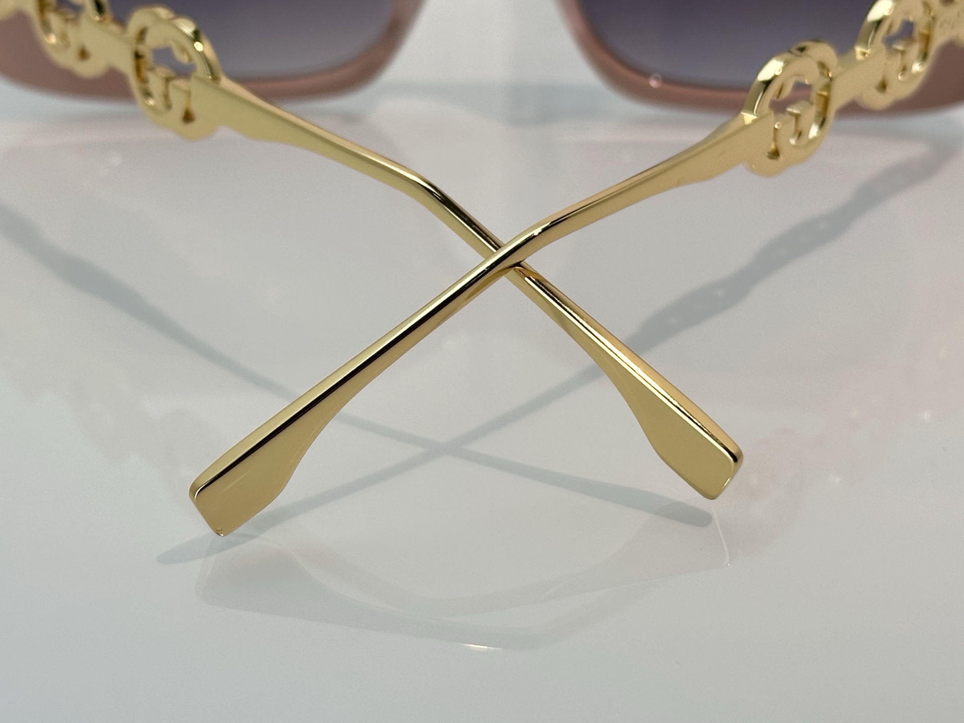 Designer Sunglasses GG7302