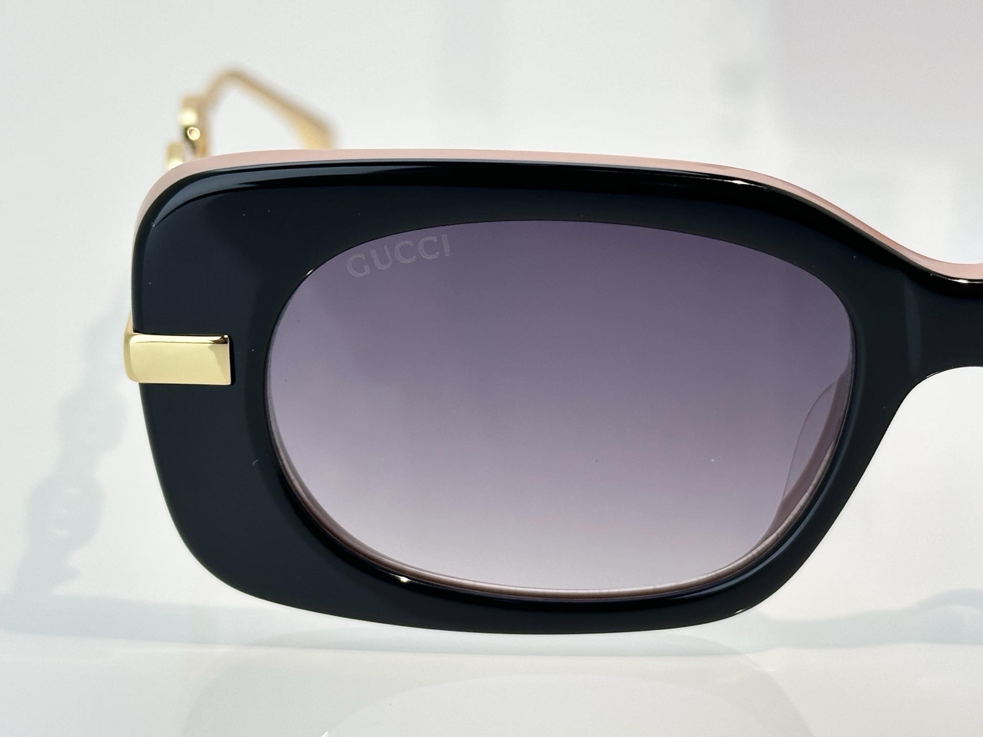 Designer Sunglasses GG7302