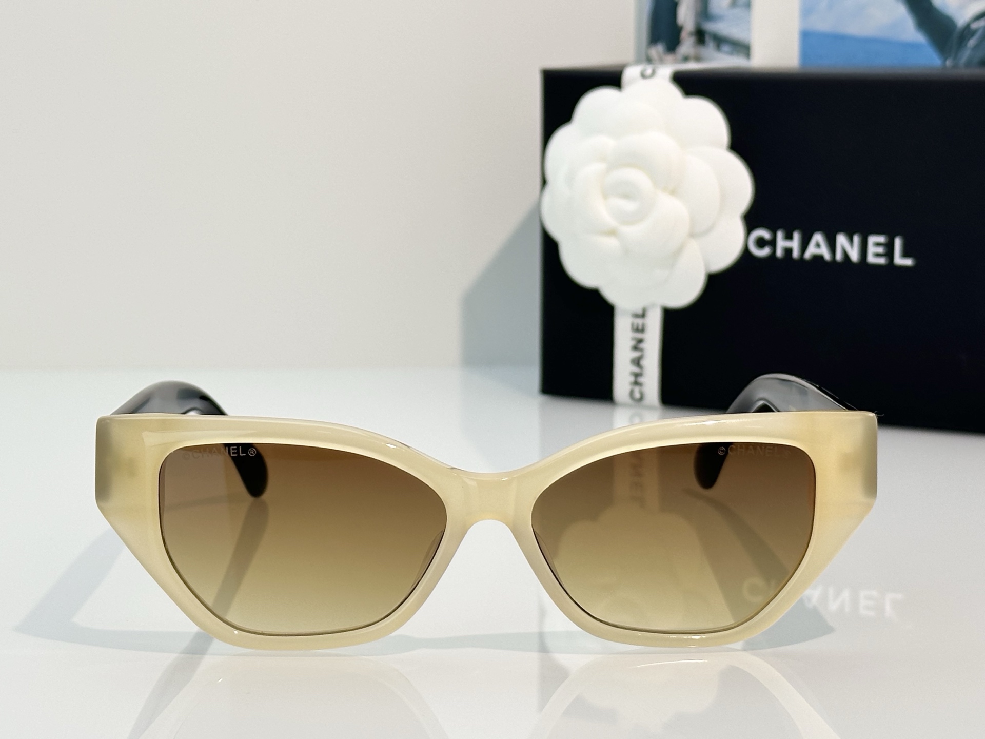 Chanel Sunglasses A71765
