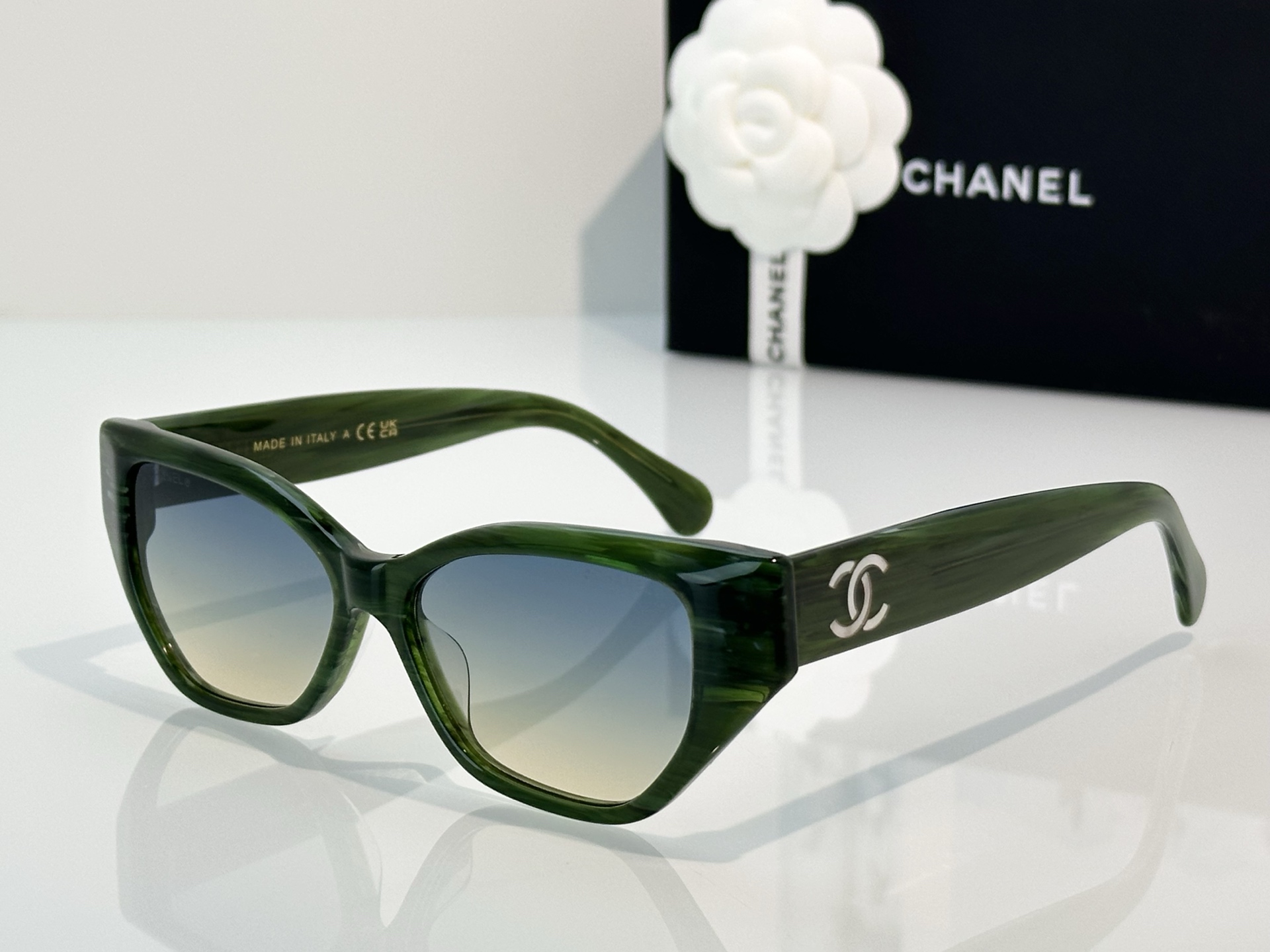 Chanel Sunglasses A71765