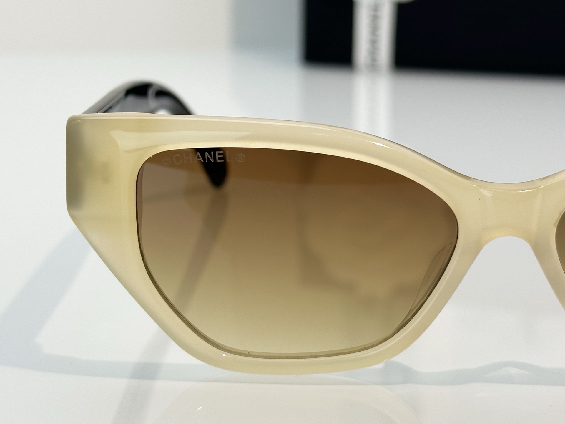 Chanel Sunglasses A71765