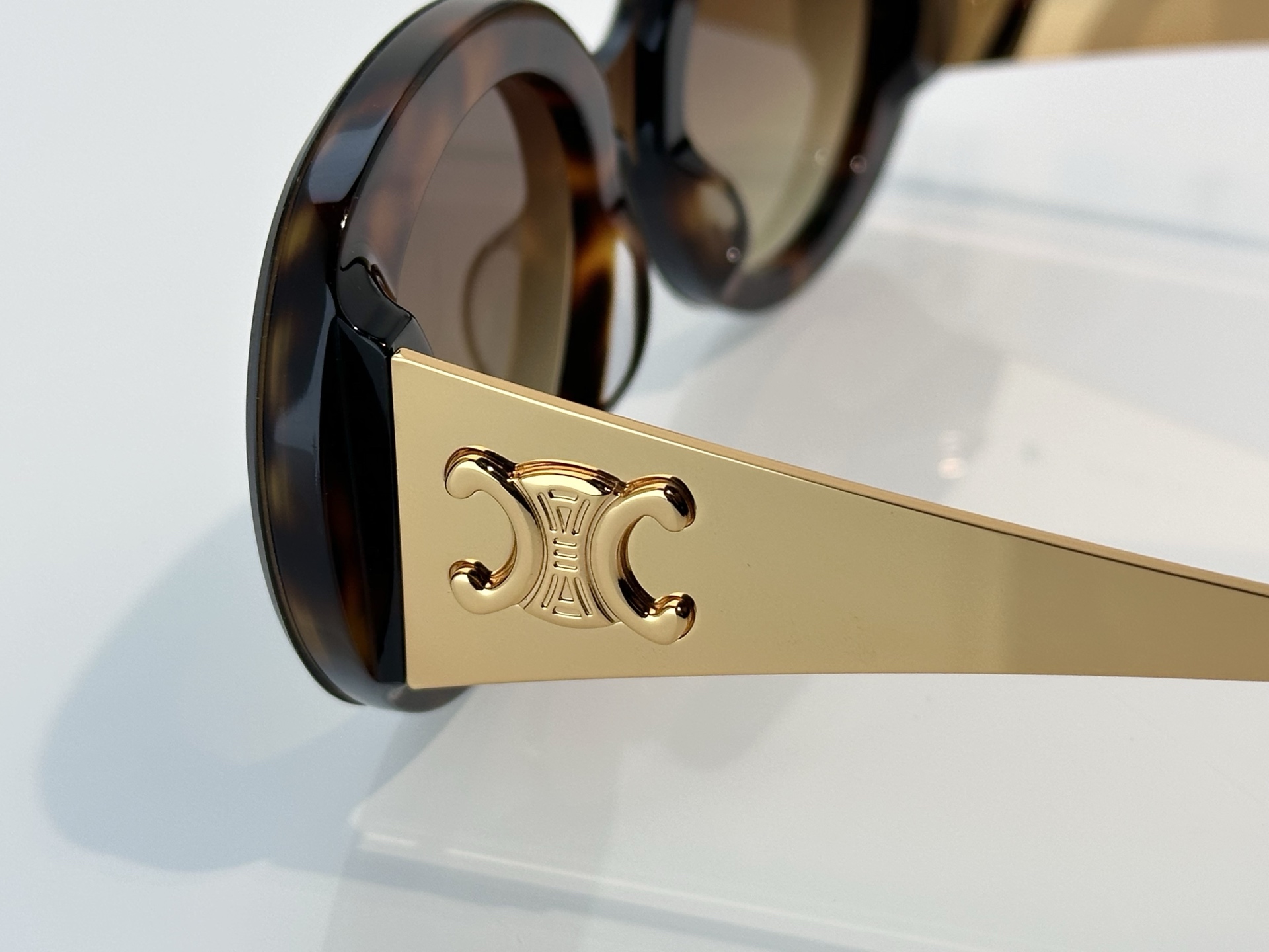 Designer Sunglasses CL42106U