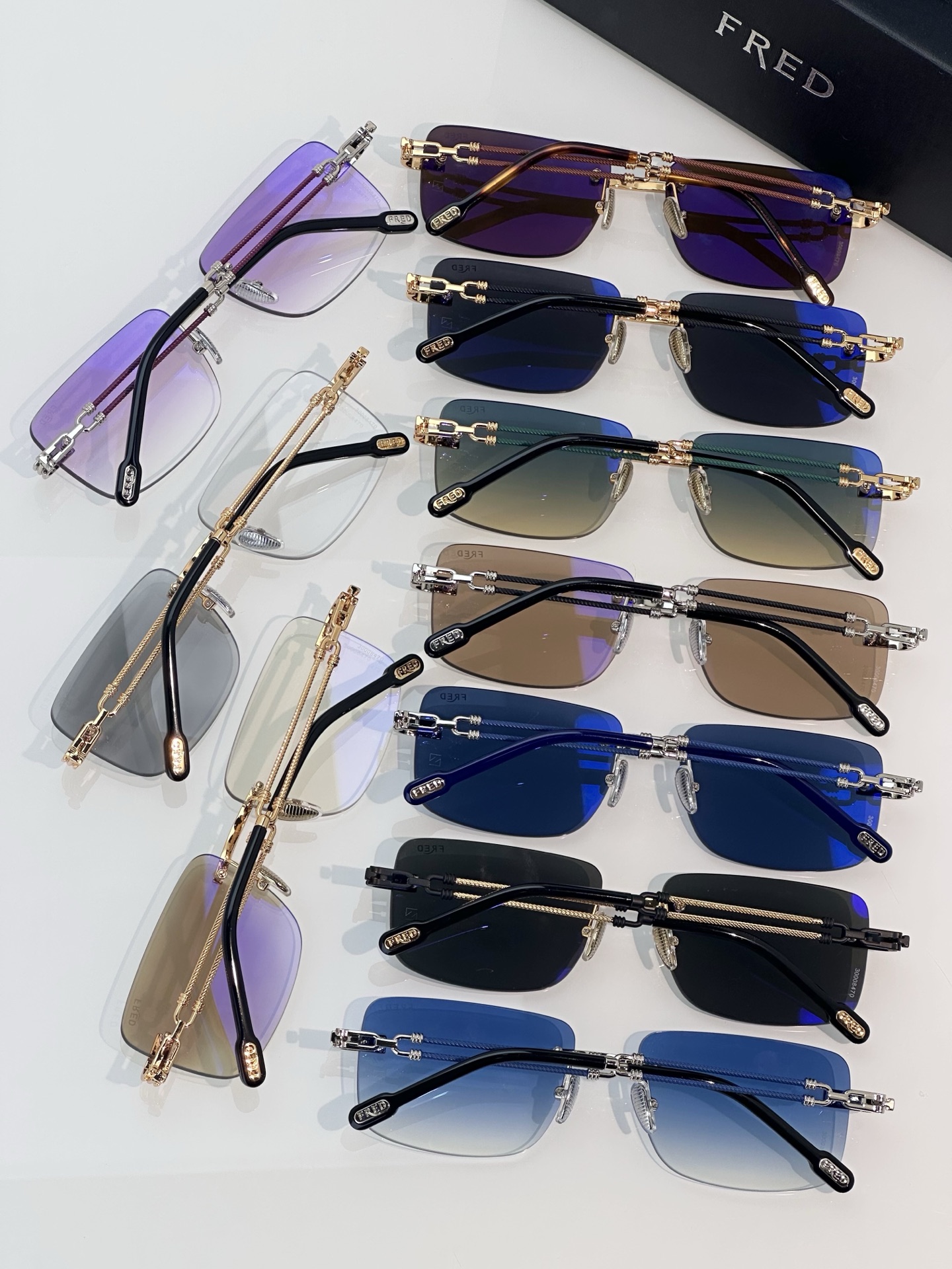 Designer Sunglasses FG40040U