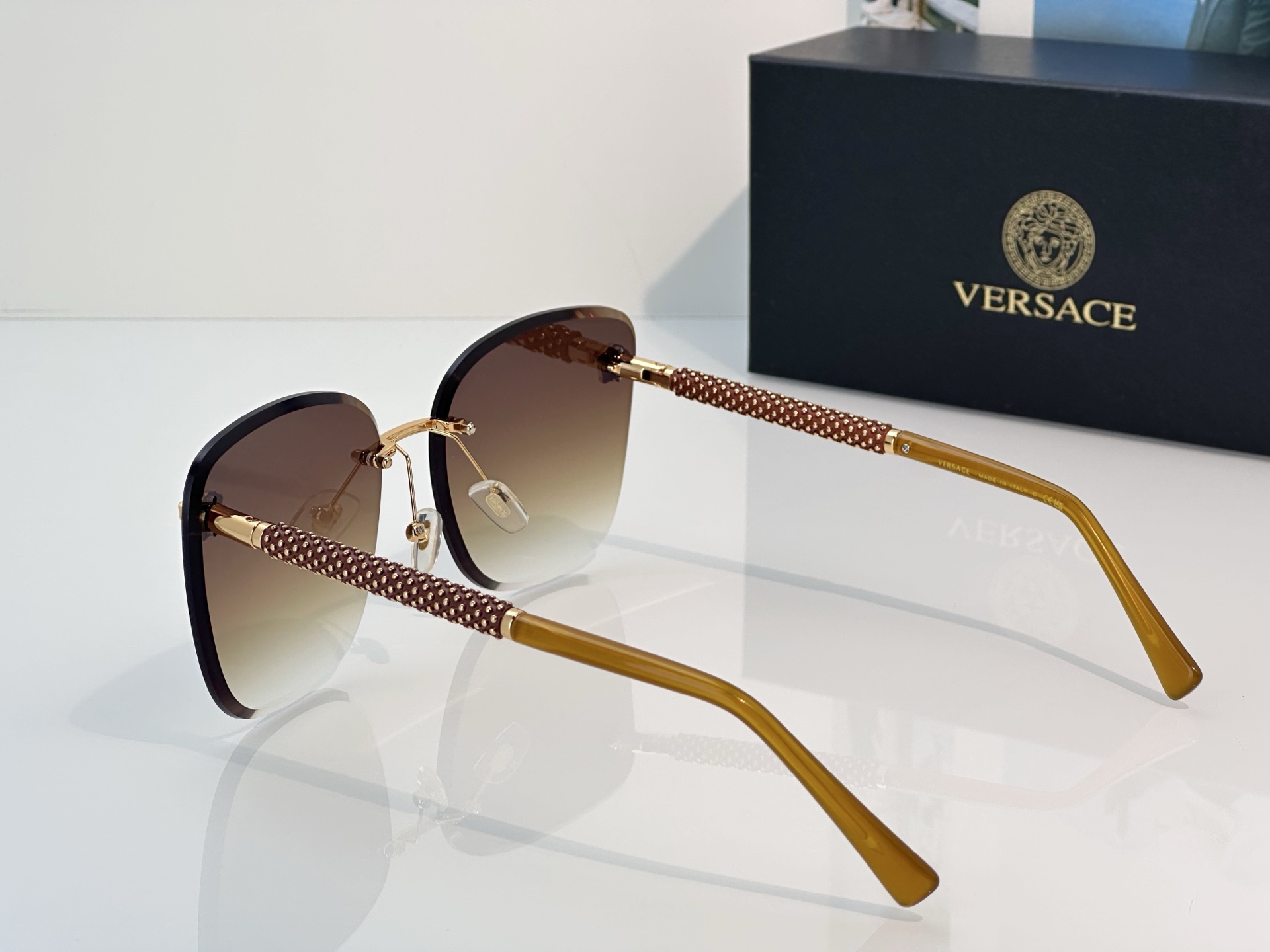 Designer Sunglasses VE2292