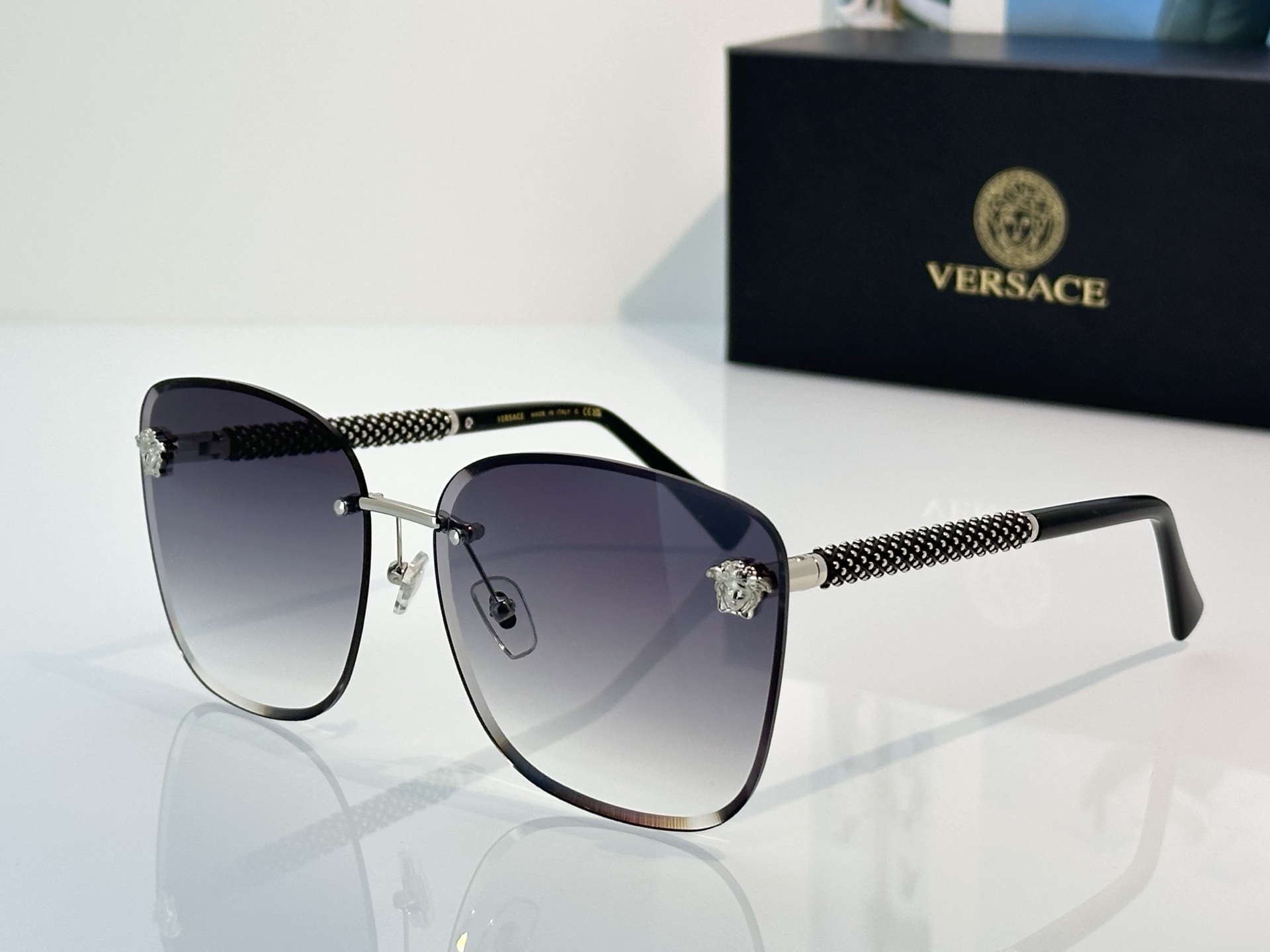 Designer Sunglasses VE2292