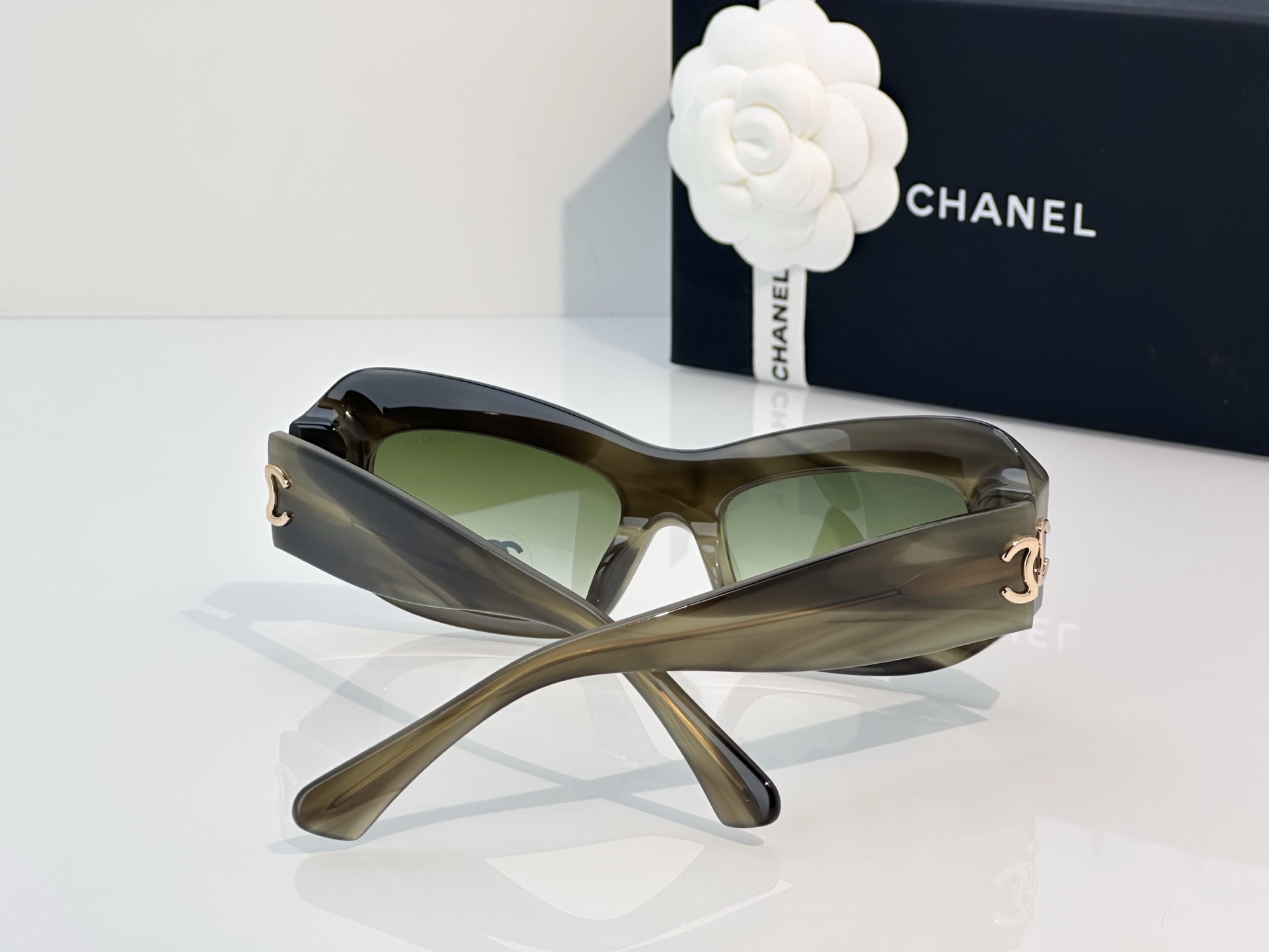 Chanel Sunglasses A71802