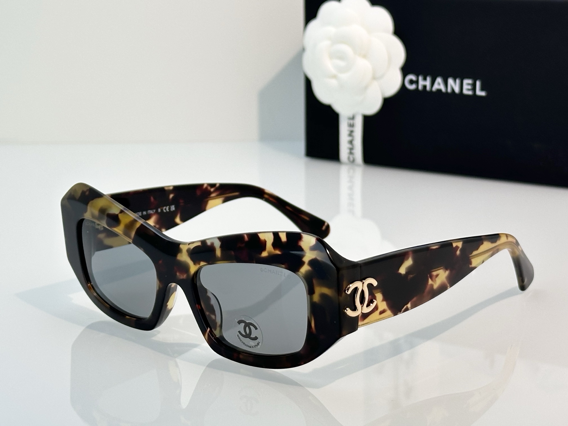 Chanel Sunglasses A71802