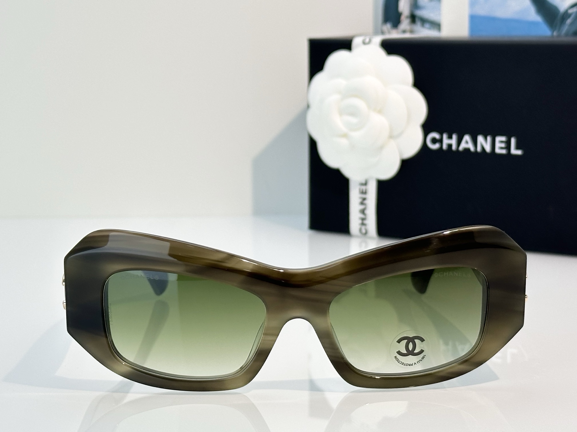Chanel Sunglasses A71802