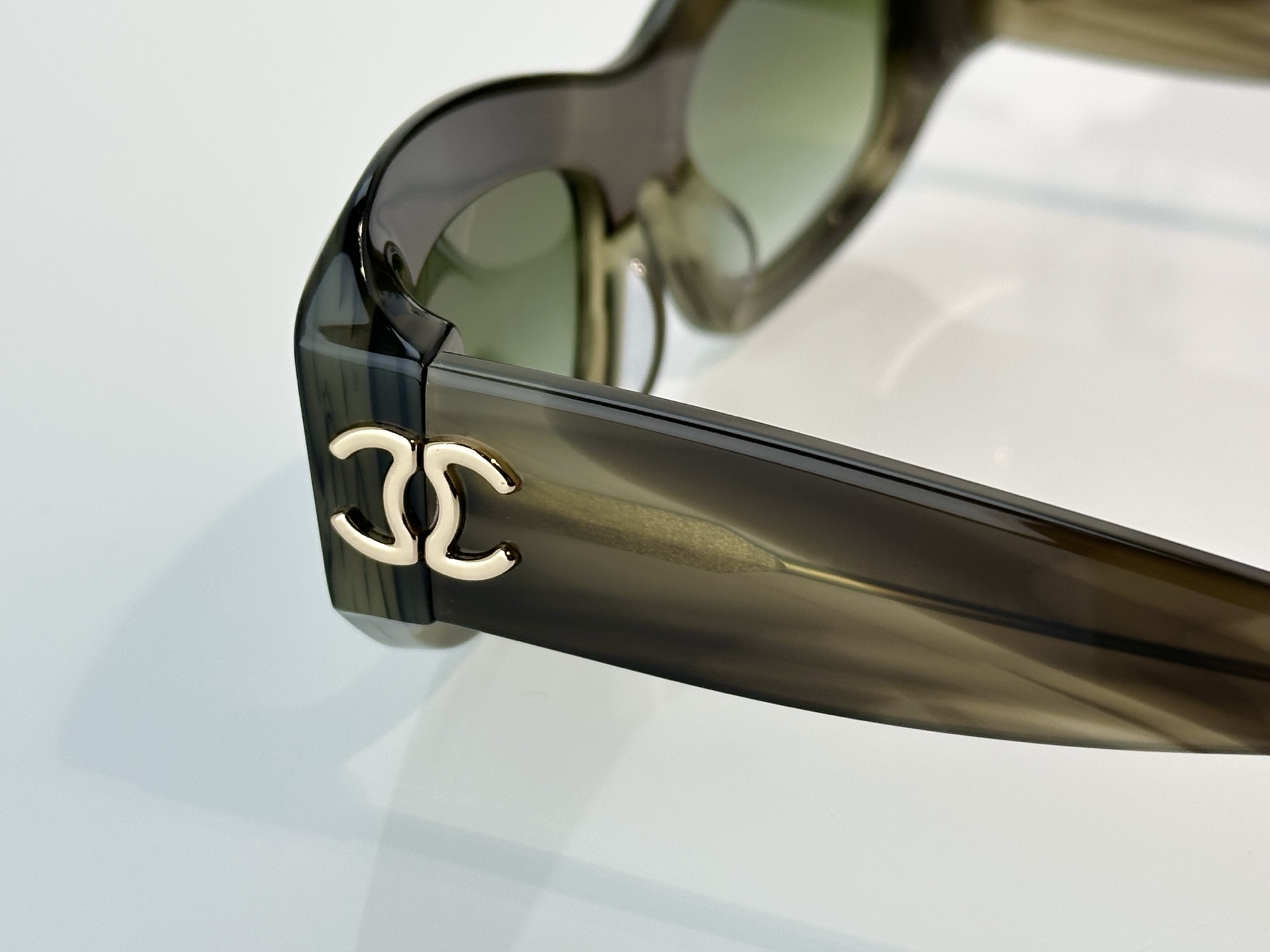 Chanel Sunglasses A71802