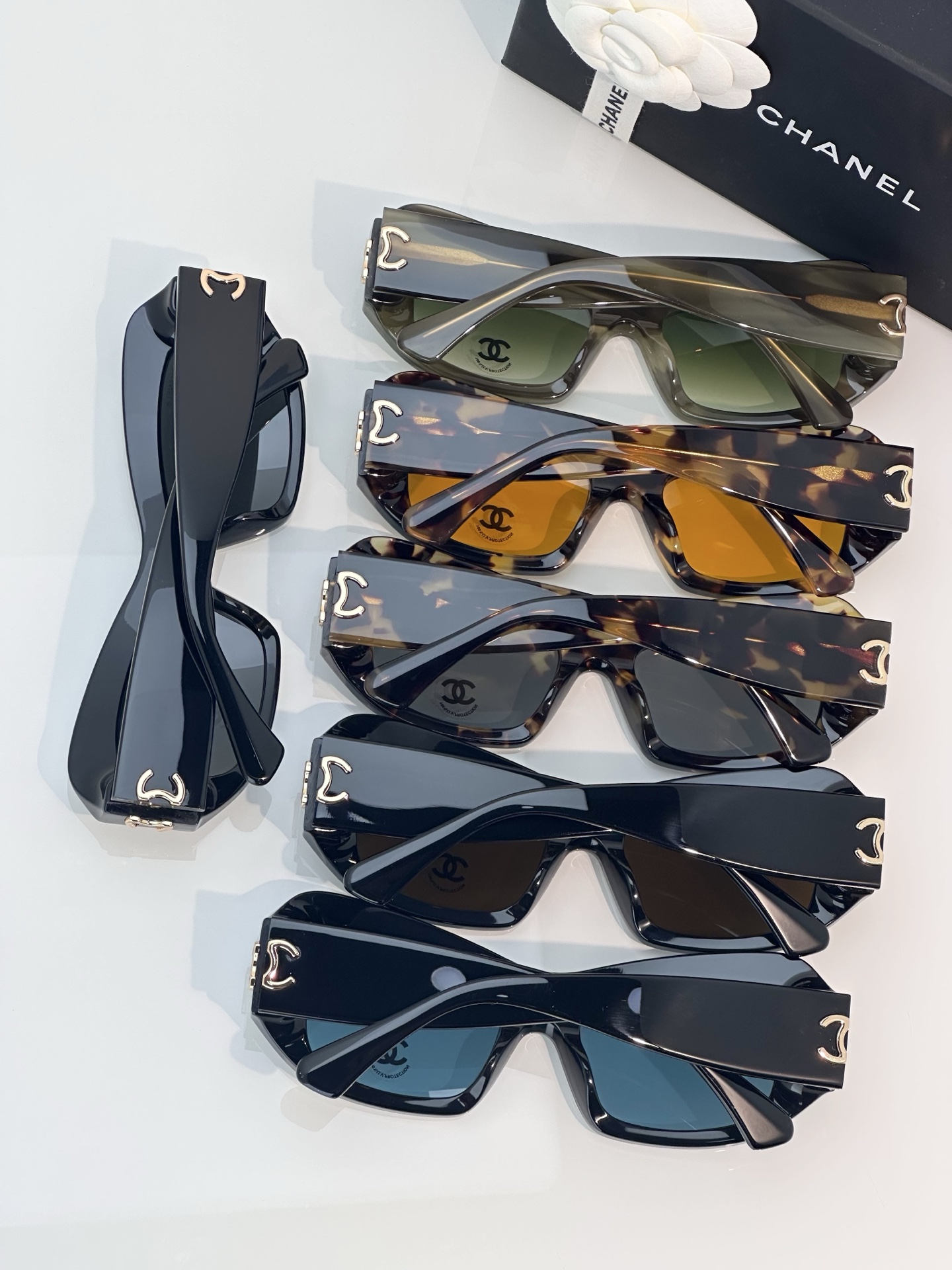 Chanel Sunglasses A71802