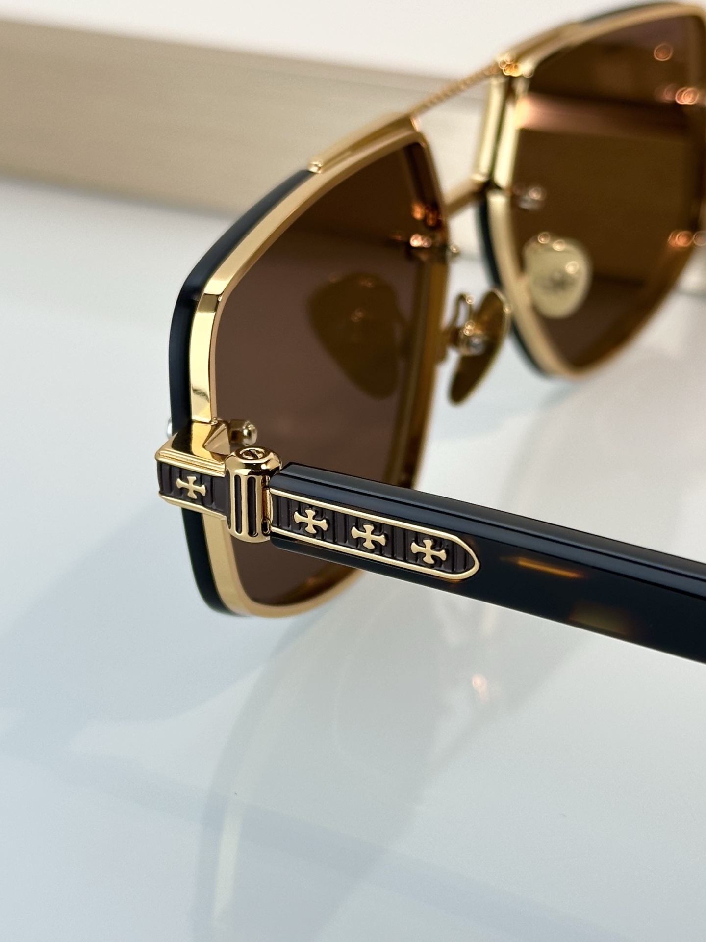 Designer Sunglasses LOVE