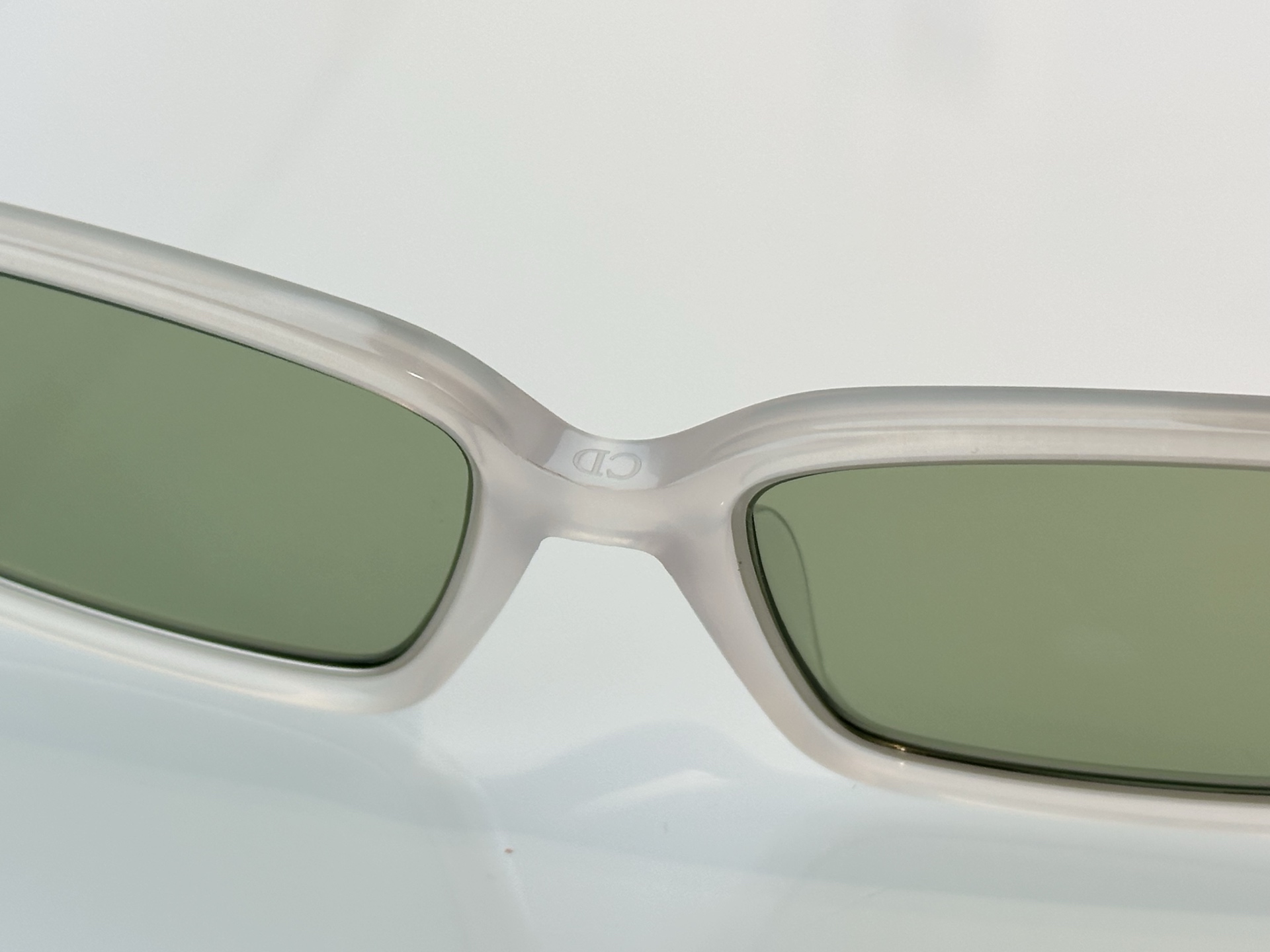 Designer Sunglasses Symbol