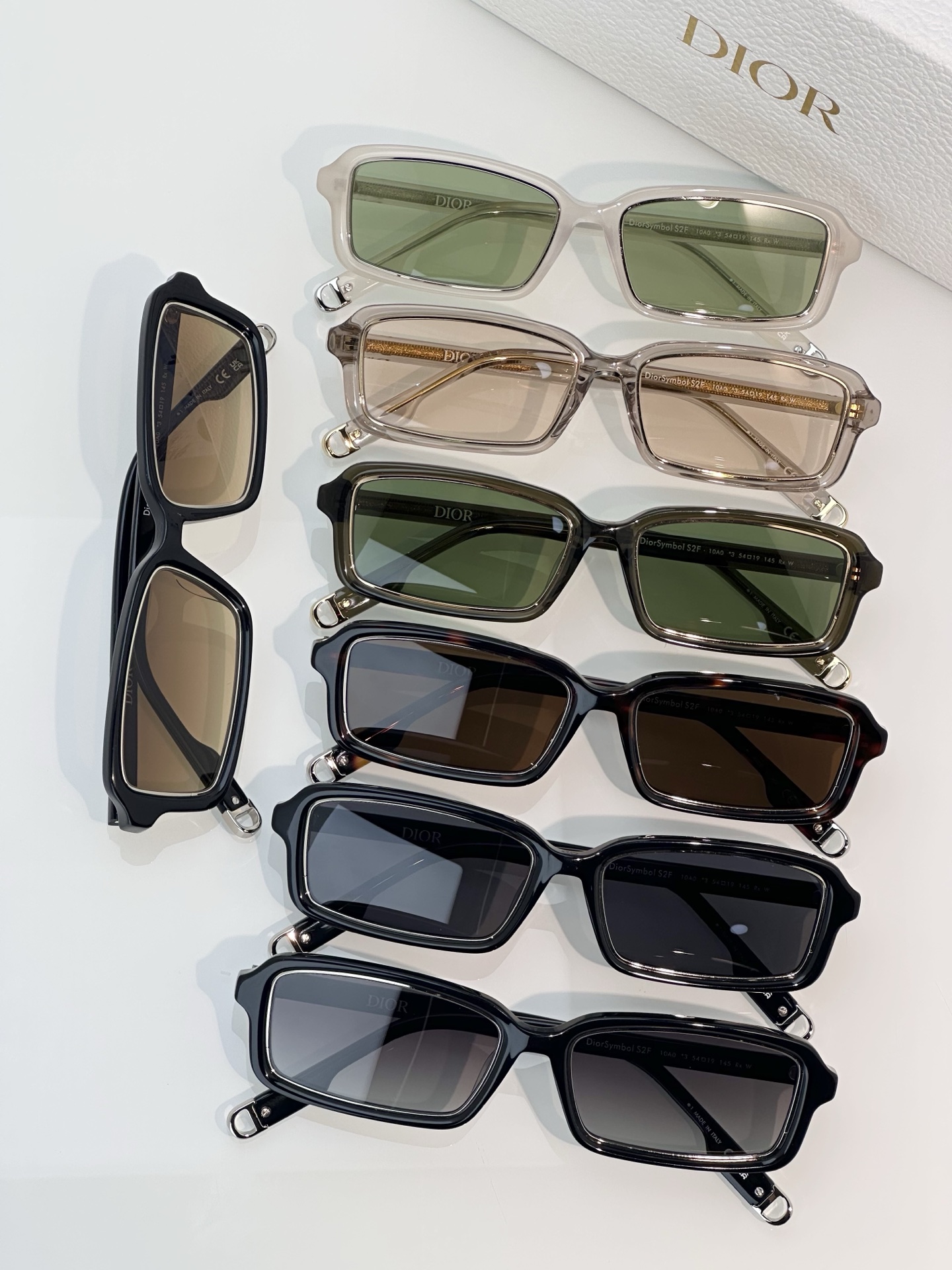 Designer Sunglasses Symbol