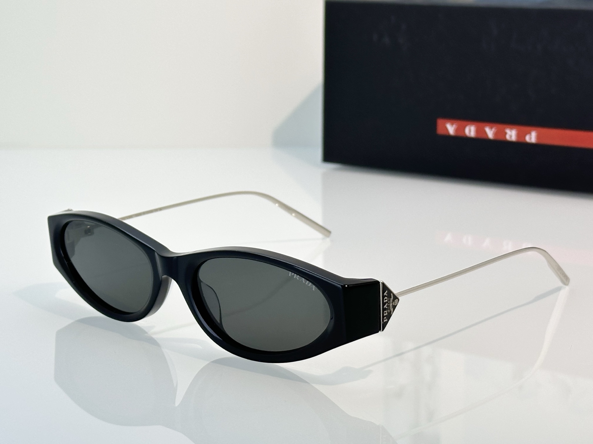 Designer Sunglasses PRD26S