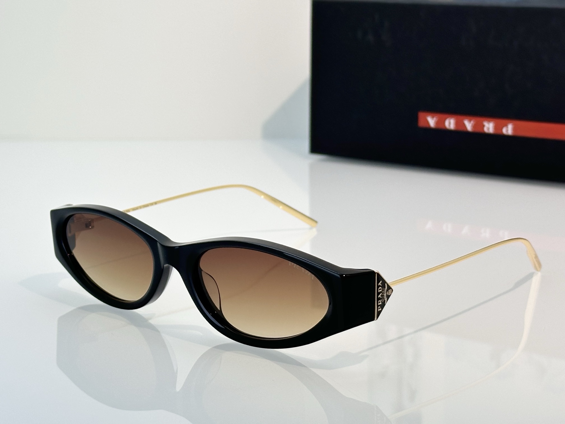 Designer Sunglasses PRD26S