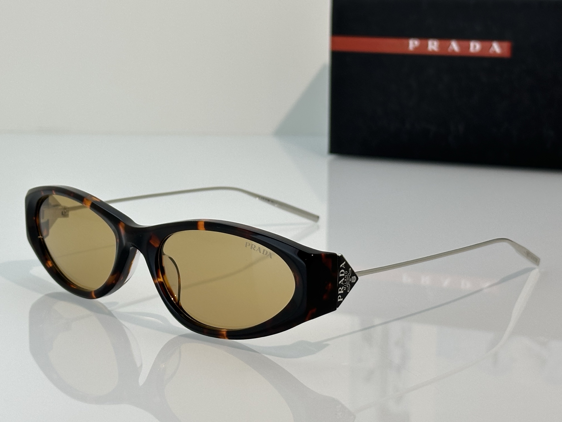 Prada Sunglasses PRD26S