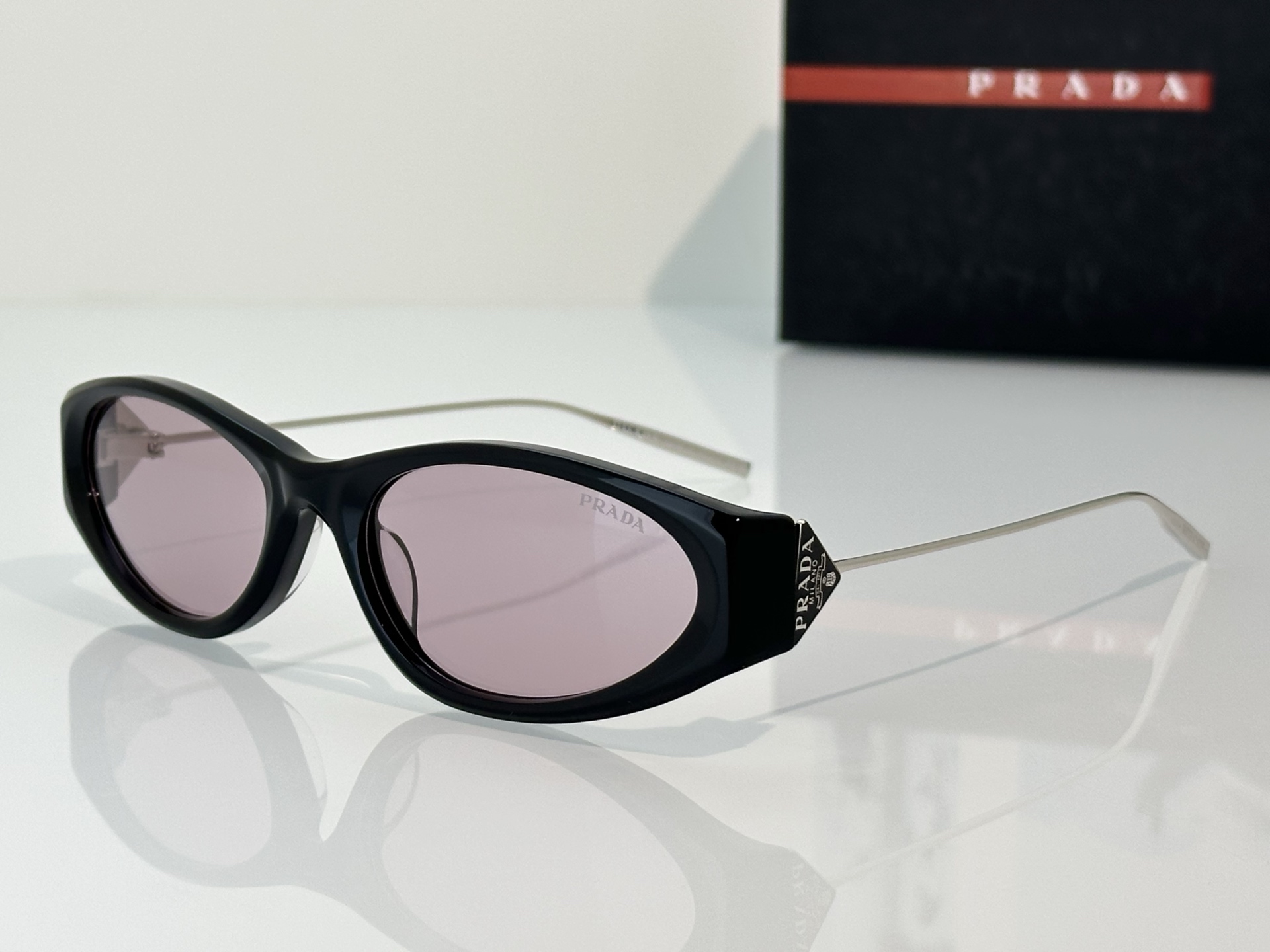 Prada Sunglasses PRD26S