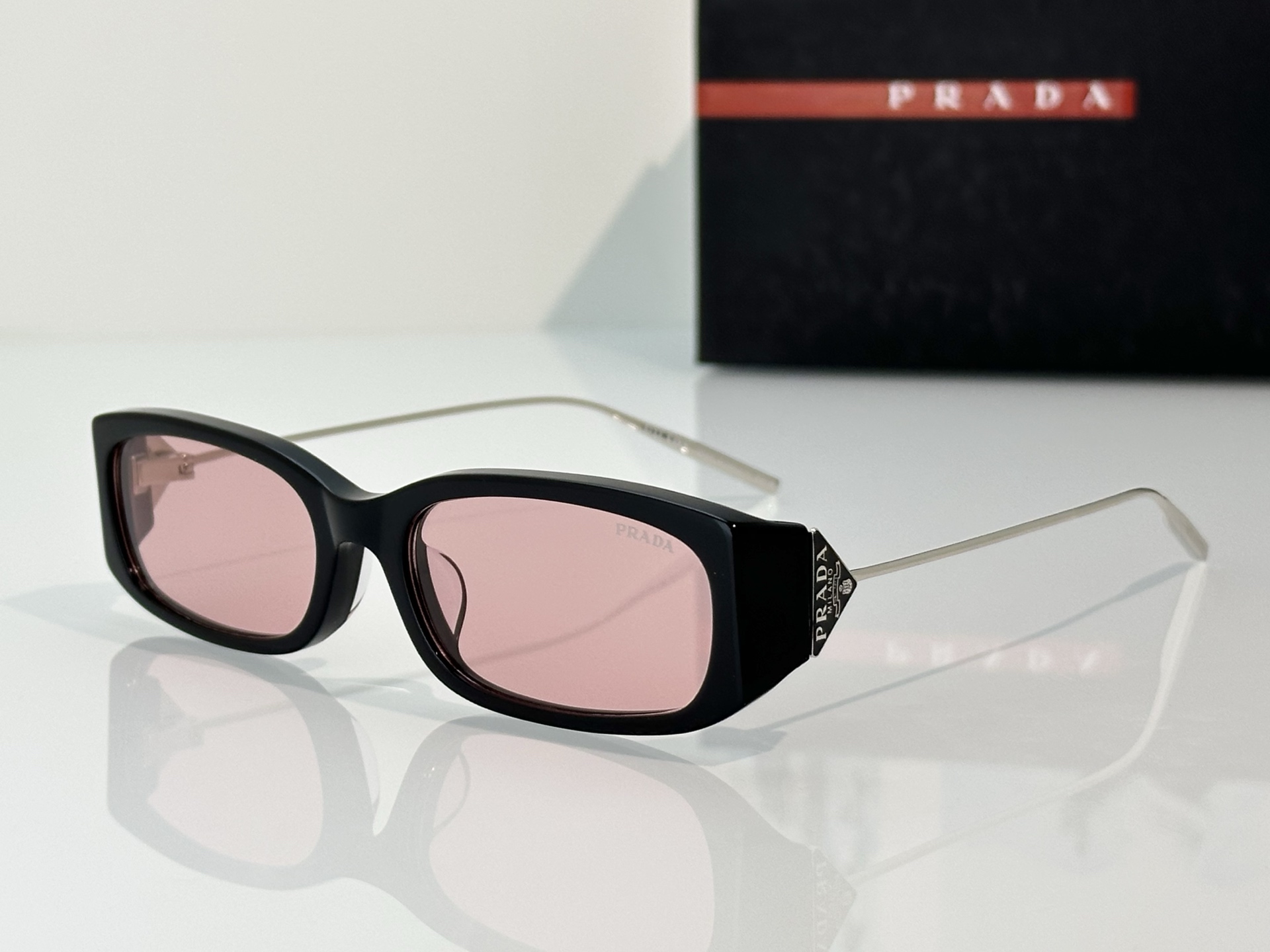 Prada Sunglasses PRD25S