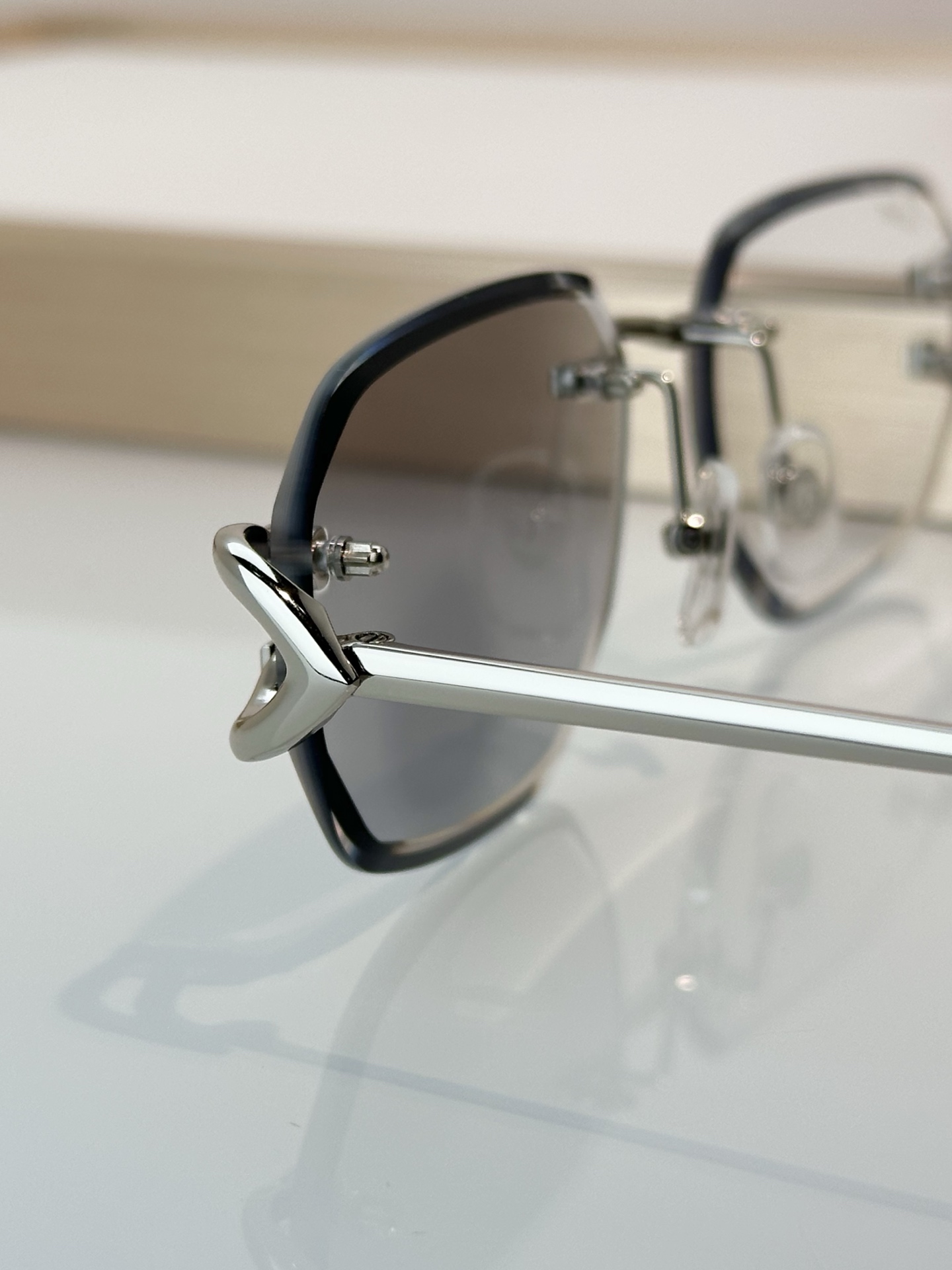 Designer Sunglasses CT0468S