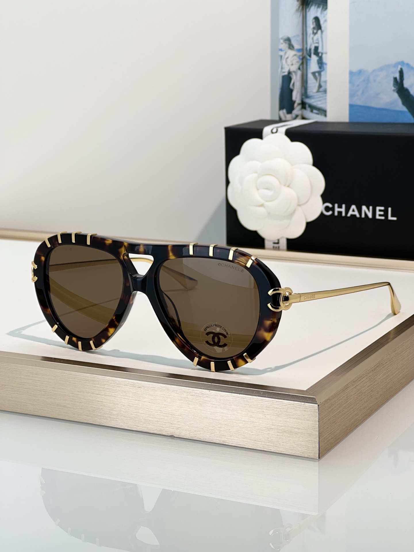 Chanel Sunglasses CH9207