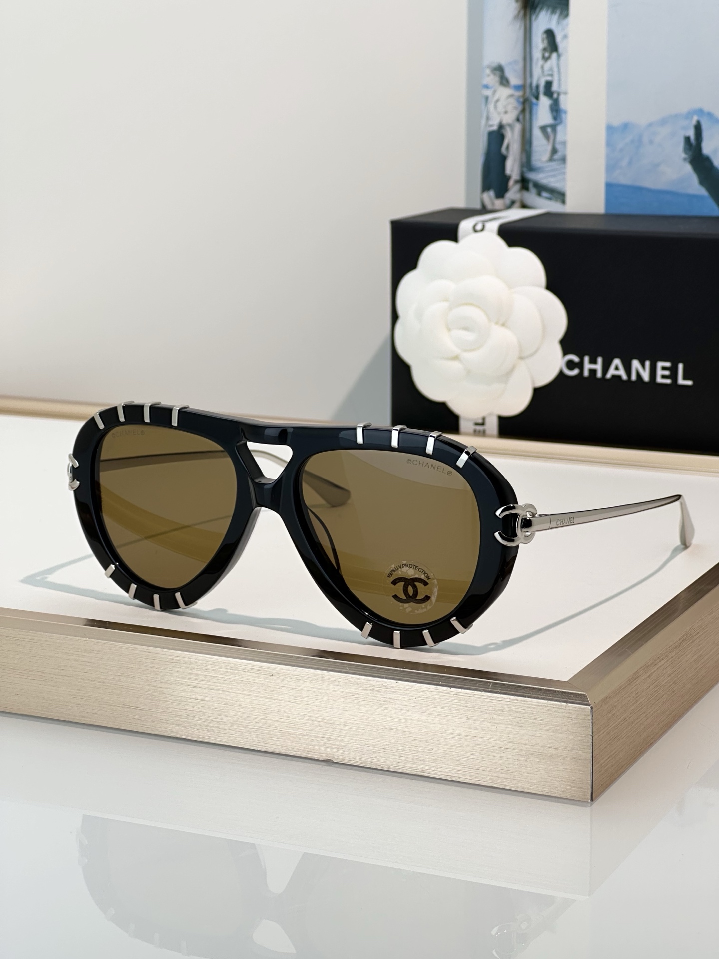 Chanel Sunglasses CH9207