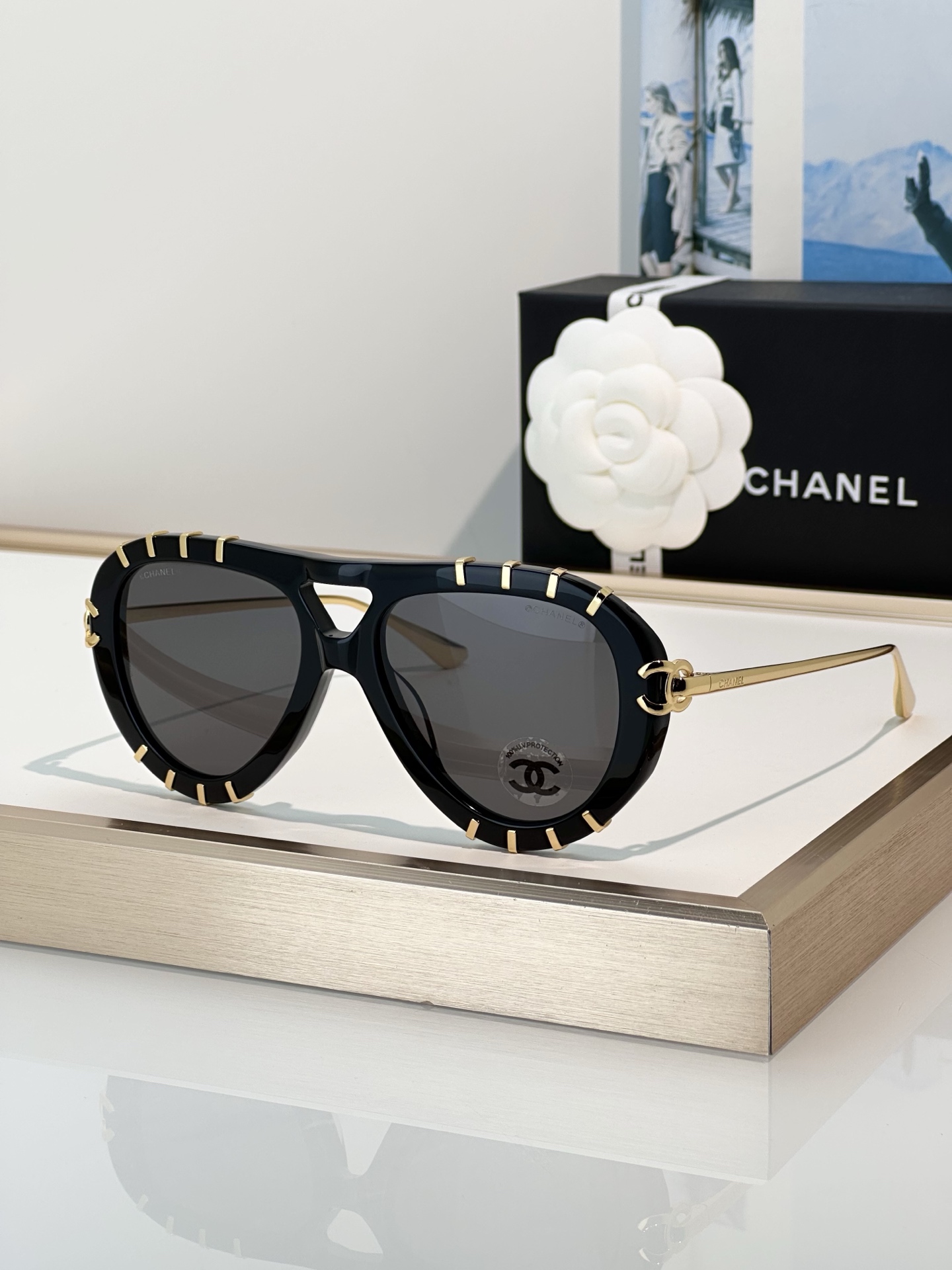 Chanel Sunglasses CH9207