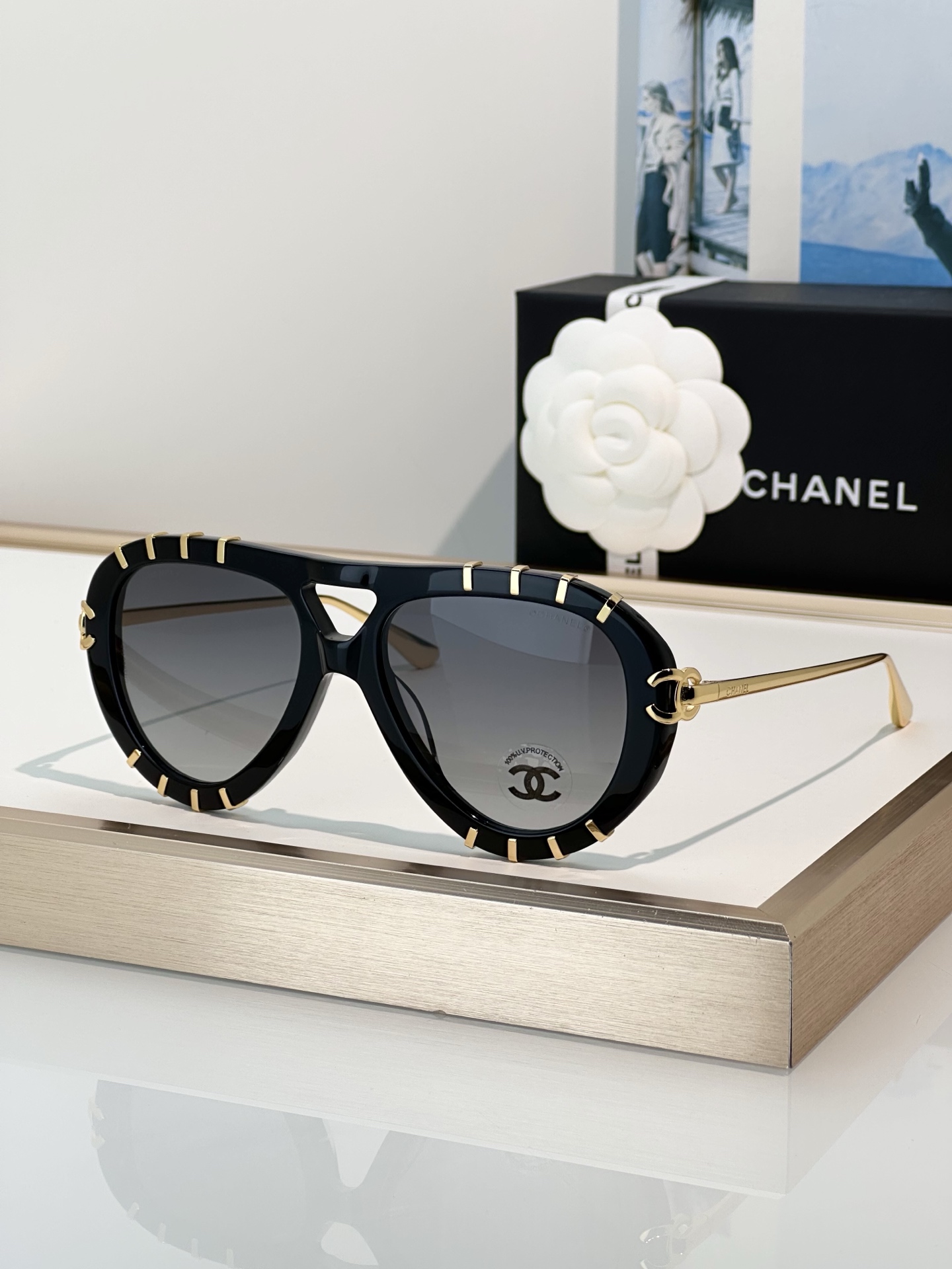 Chanel Sunglasses CH9207