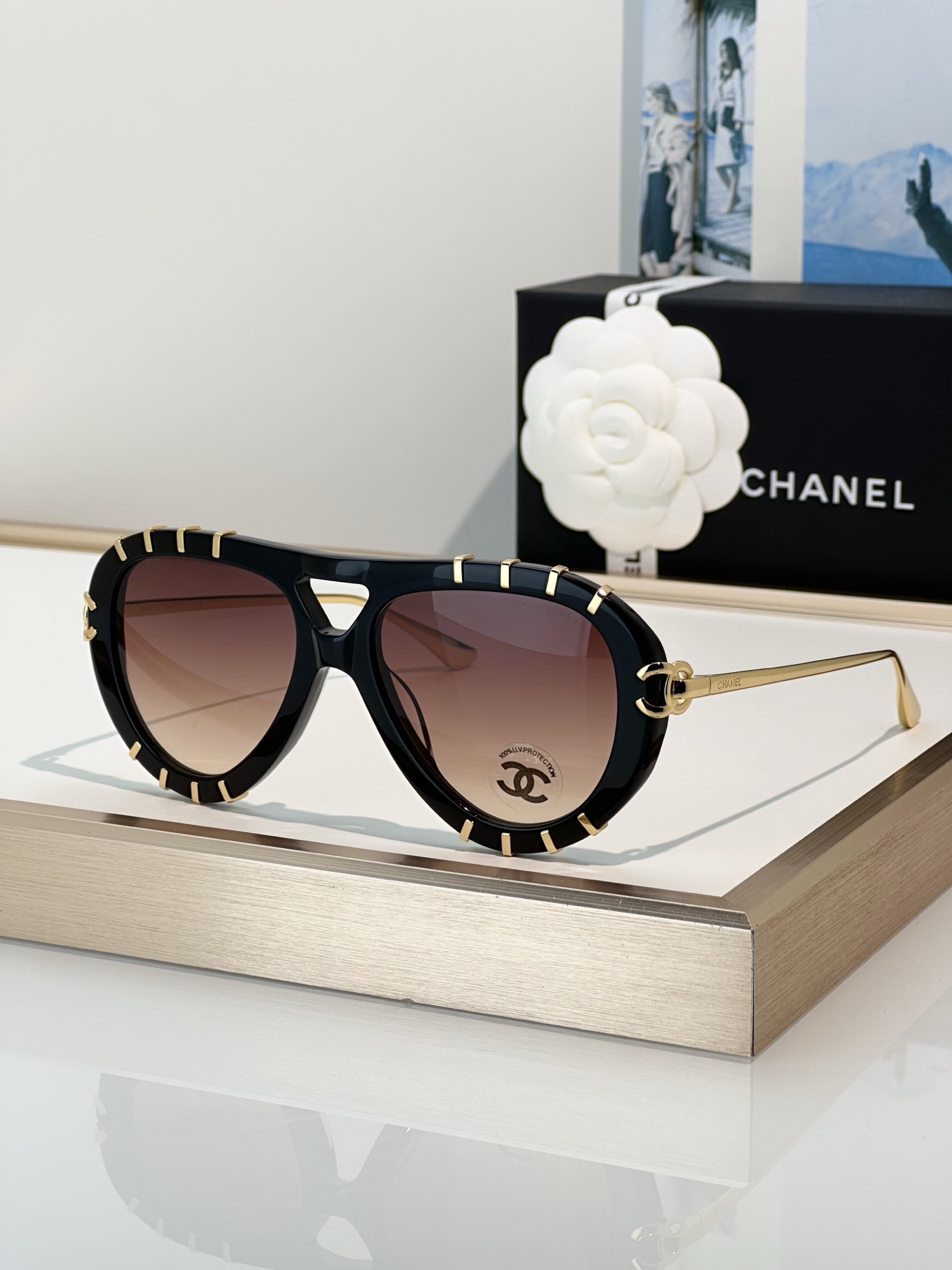 Chanel Sunglasses CH9207