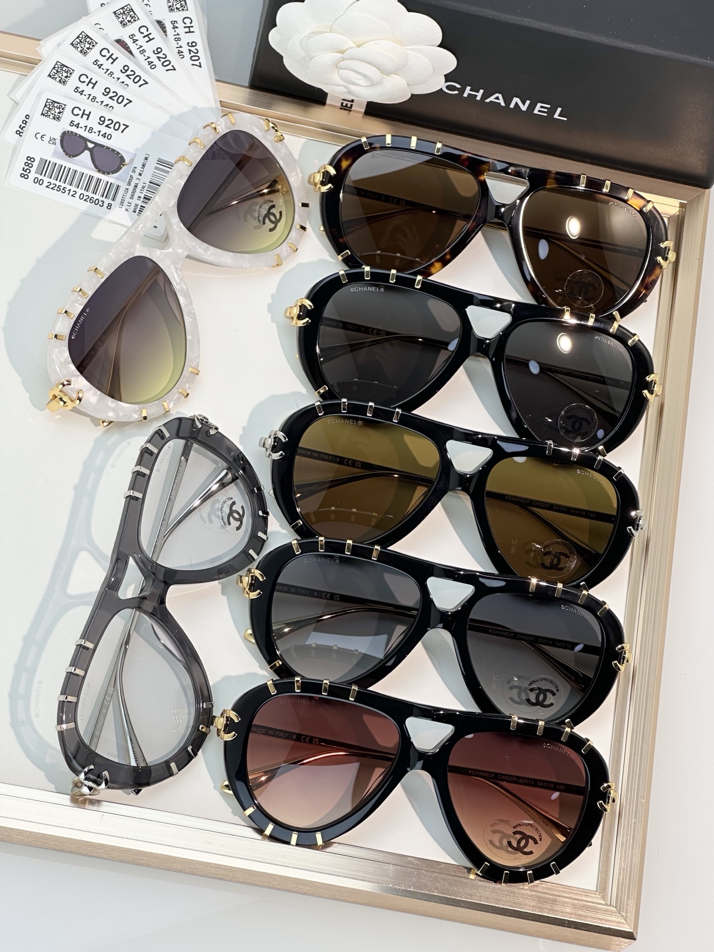 Chanel Sunglasses CH9207