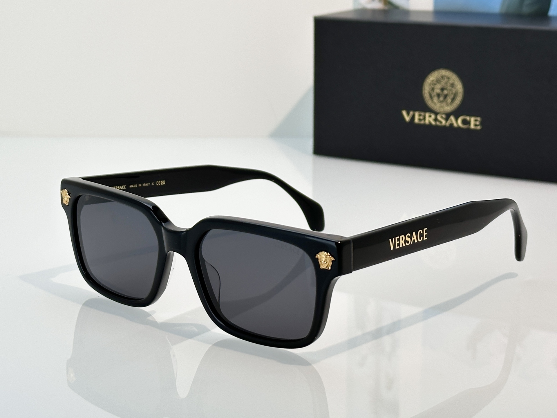 Designer Sunglasses VE2196