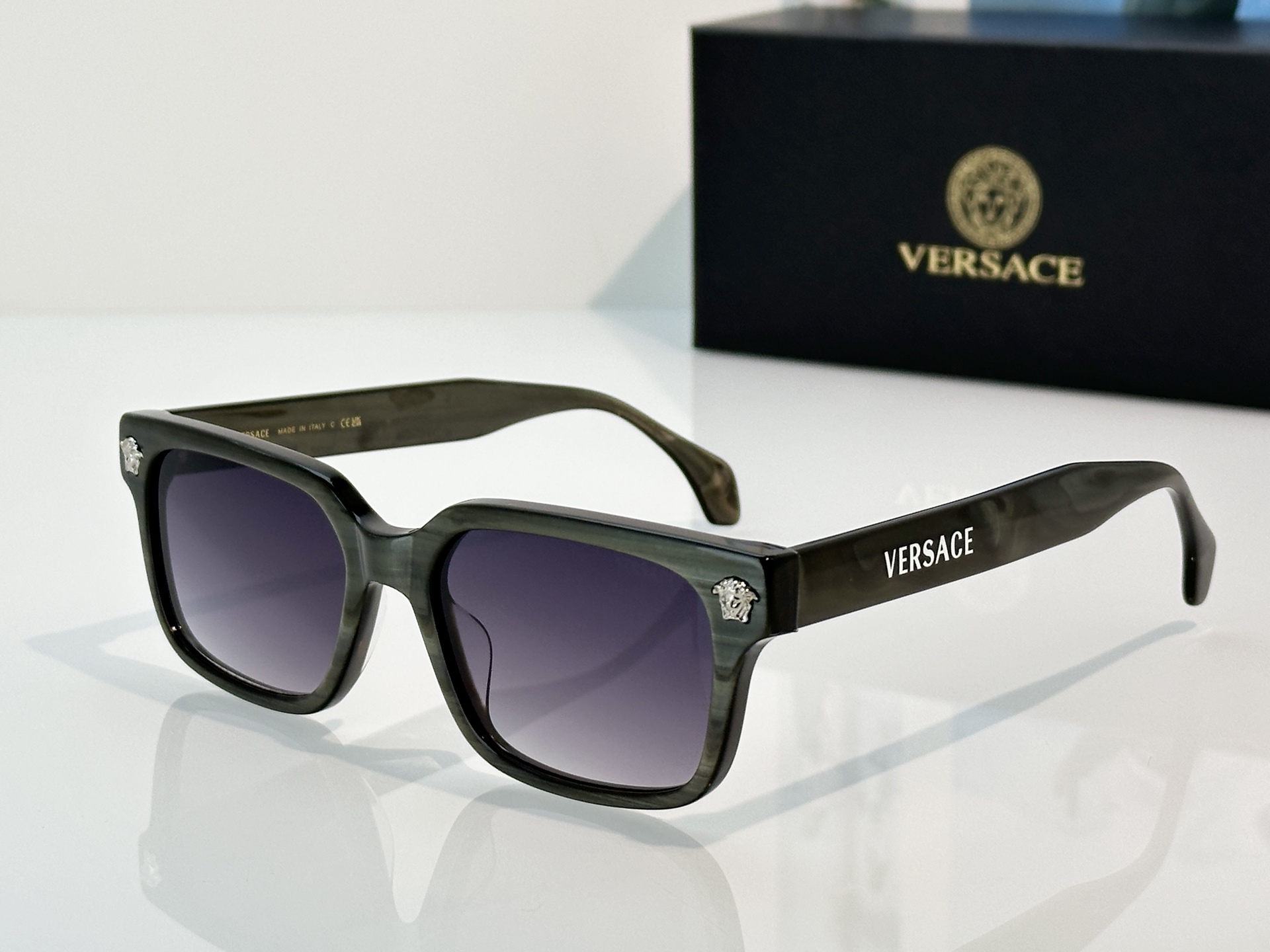 Designer Sunglasses VE2196