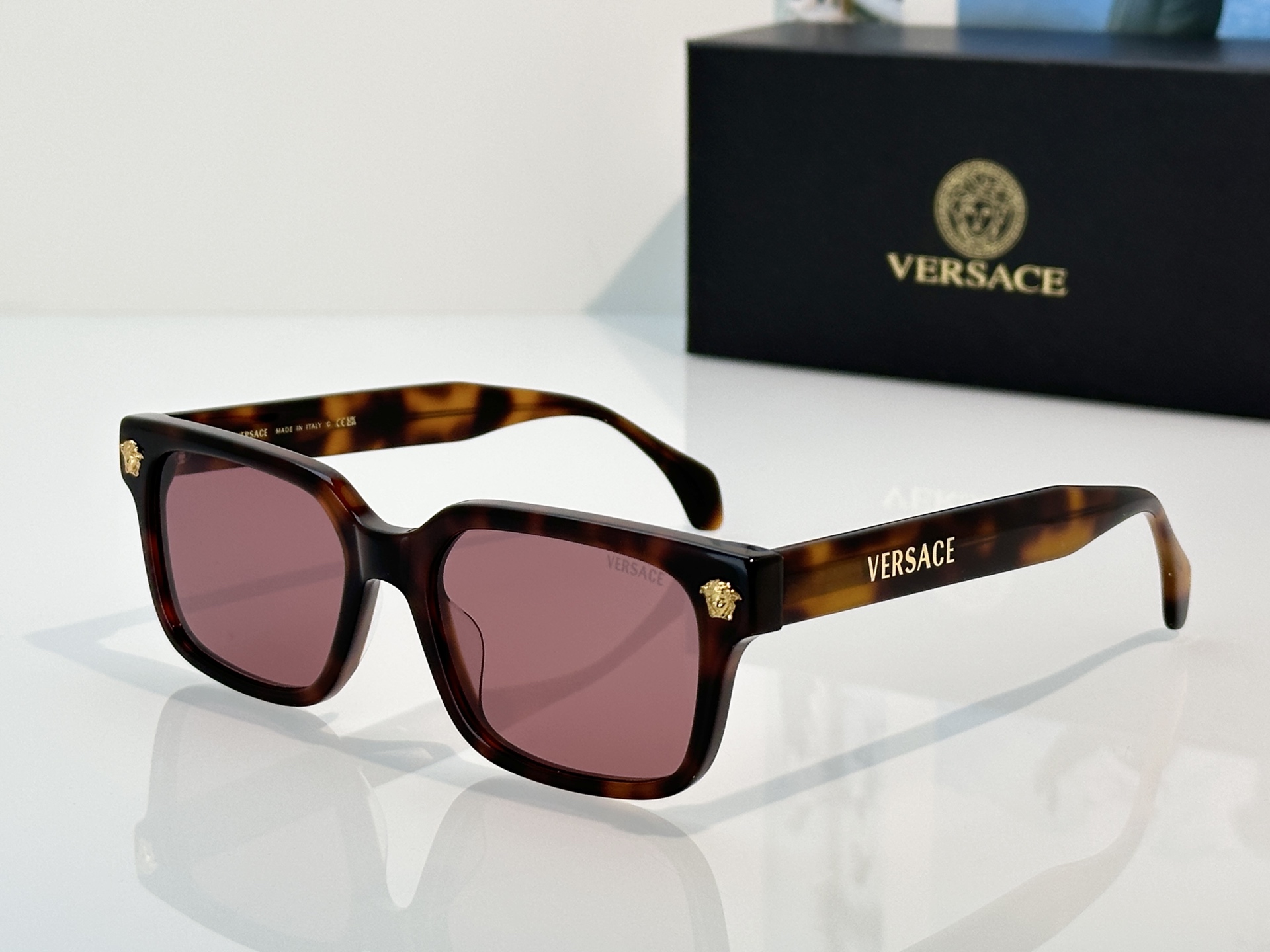 Designer Sunglasses VE2196