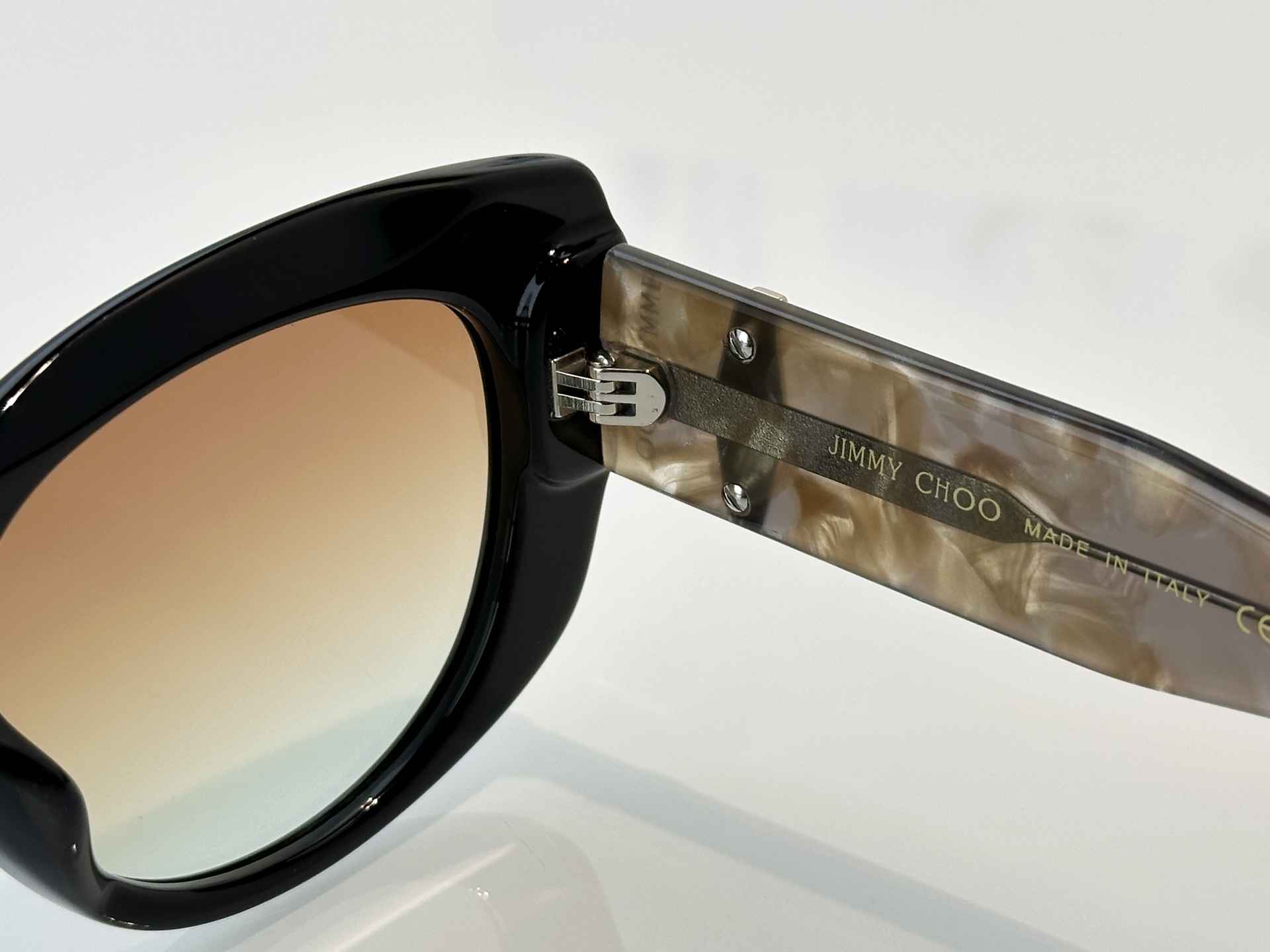 Designer Sunglasses JC5066U