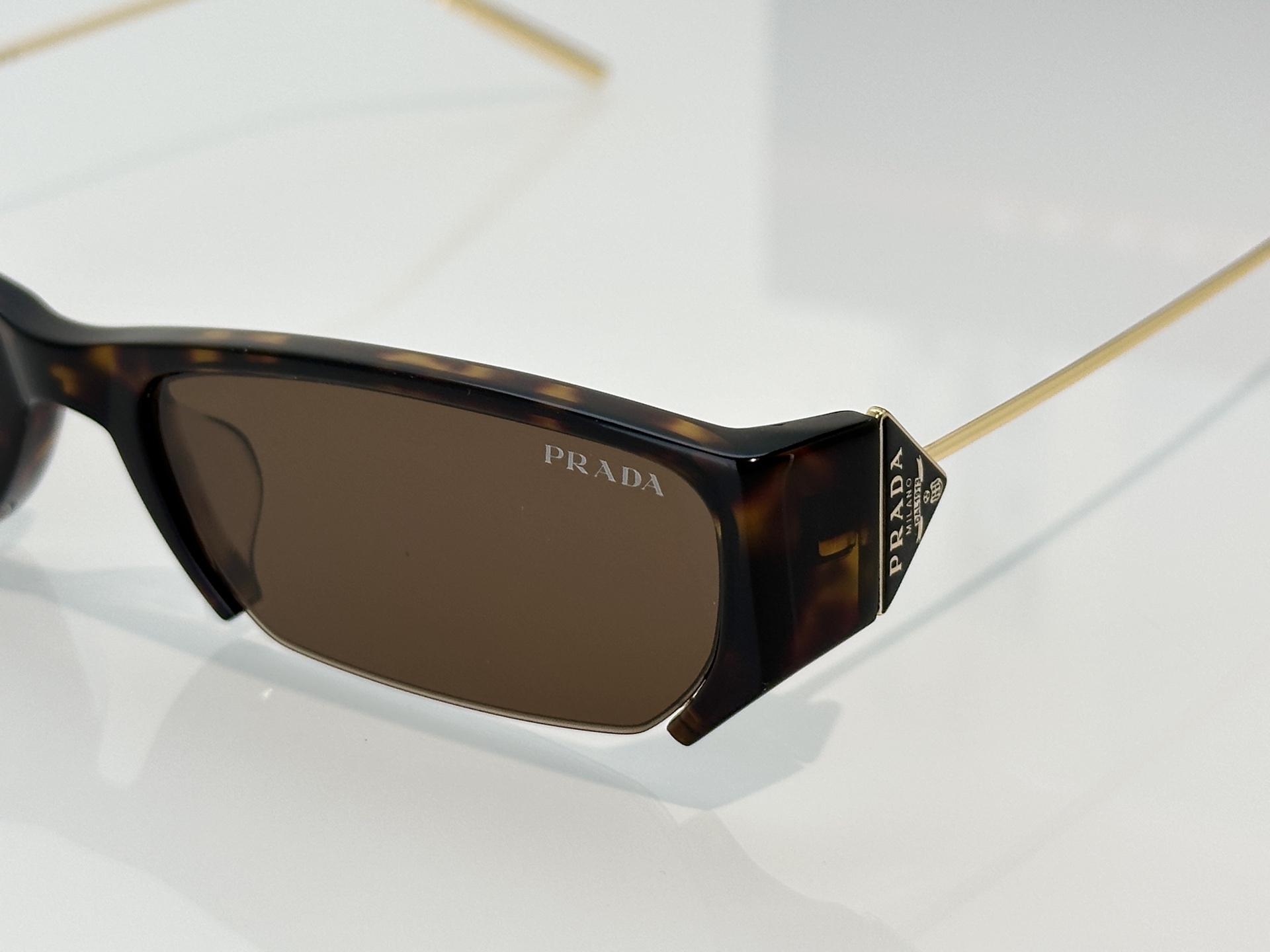 Designer Sunglasses PRD63S