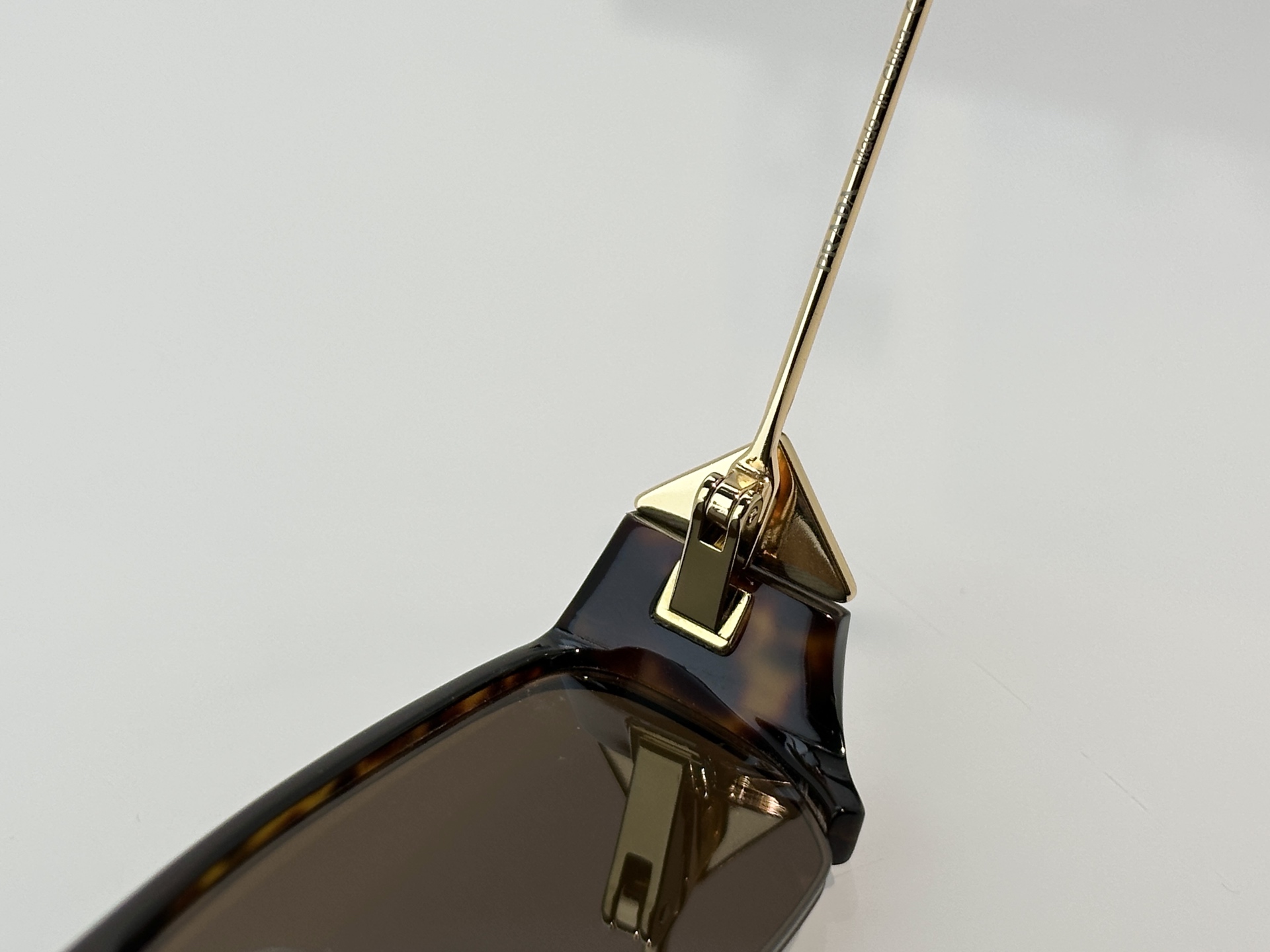 Designer Sunglasses PRD63S
