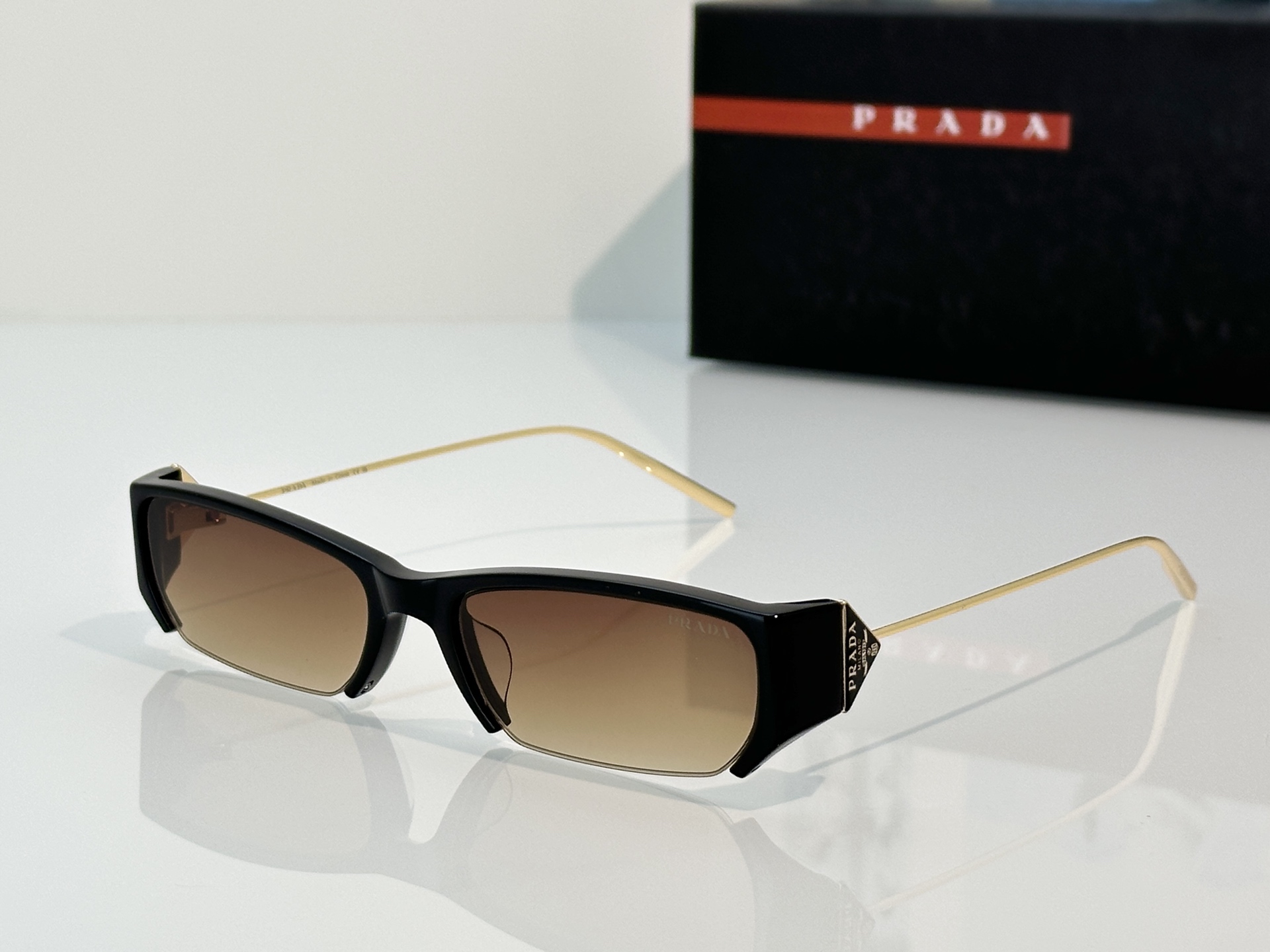 Designer Sunglasses PRD63S