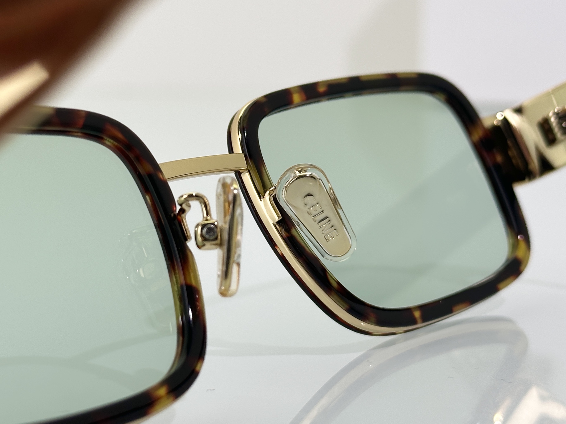 Celine Sunglasses CL40335F