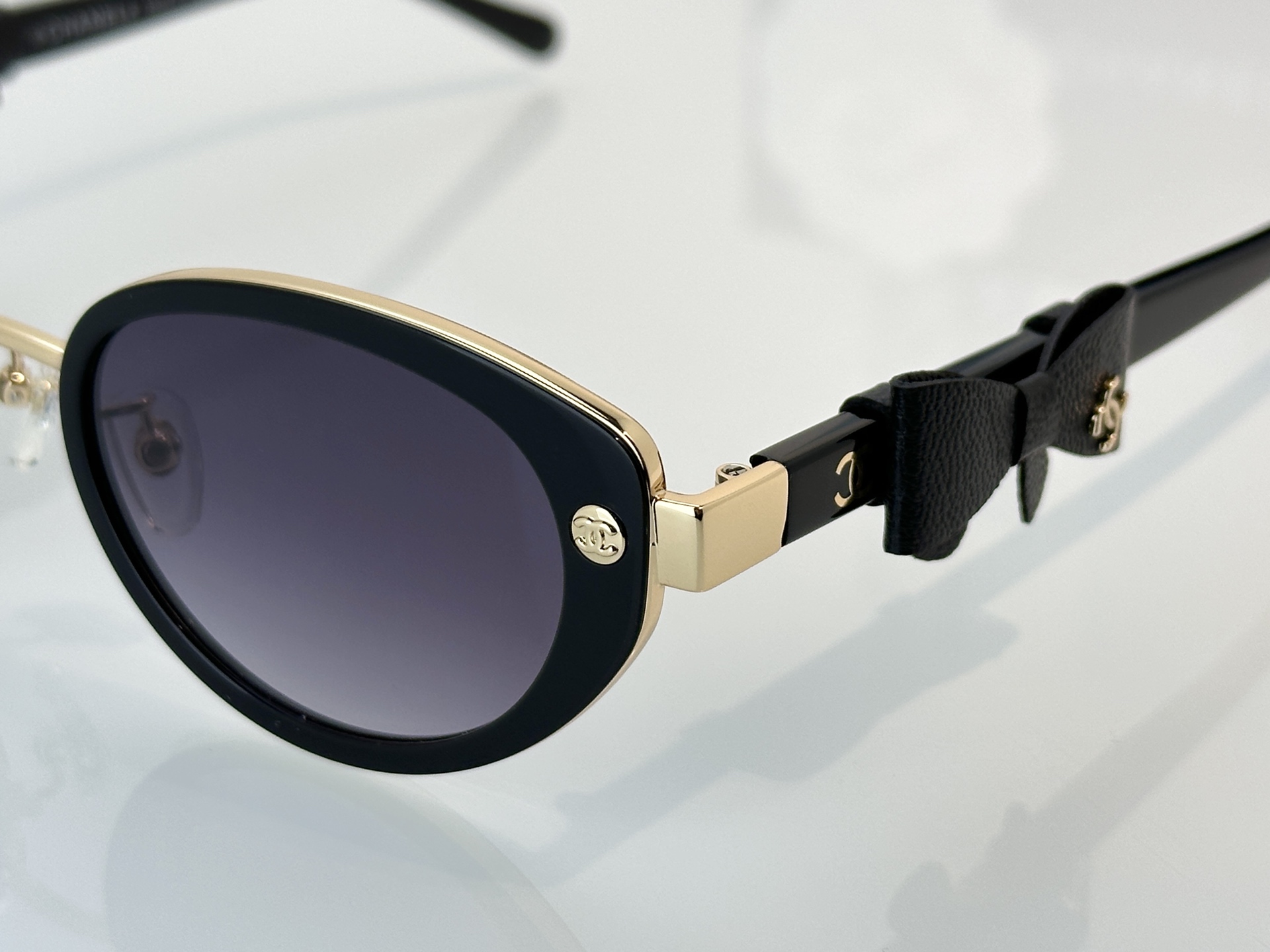 Chanel Sunglasses CH9188