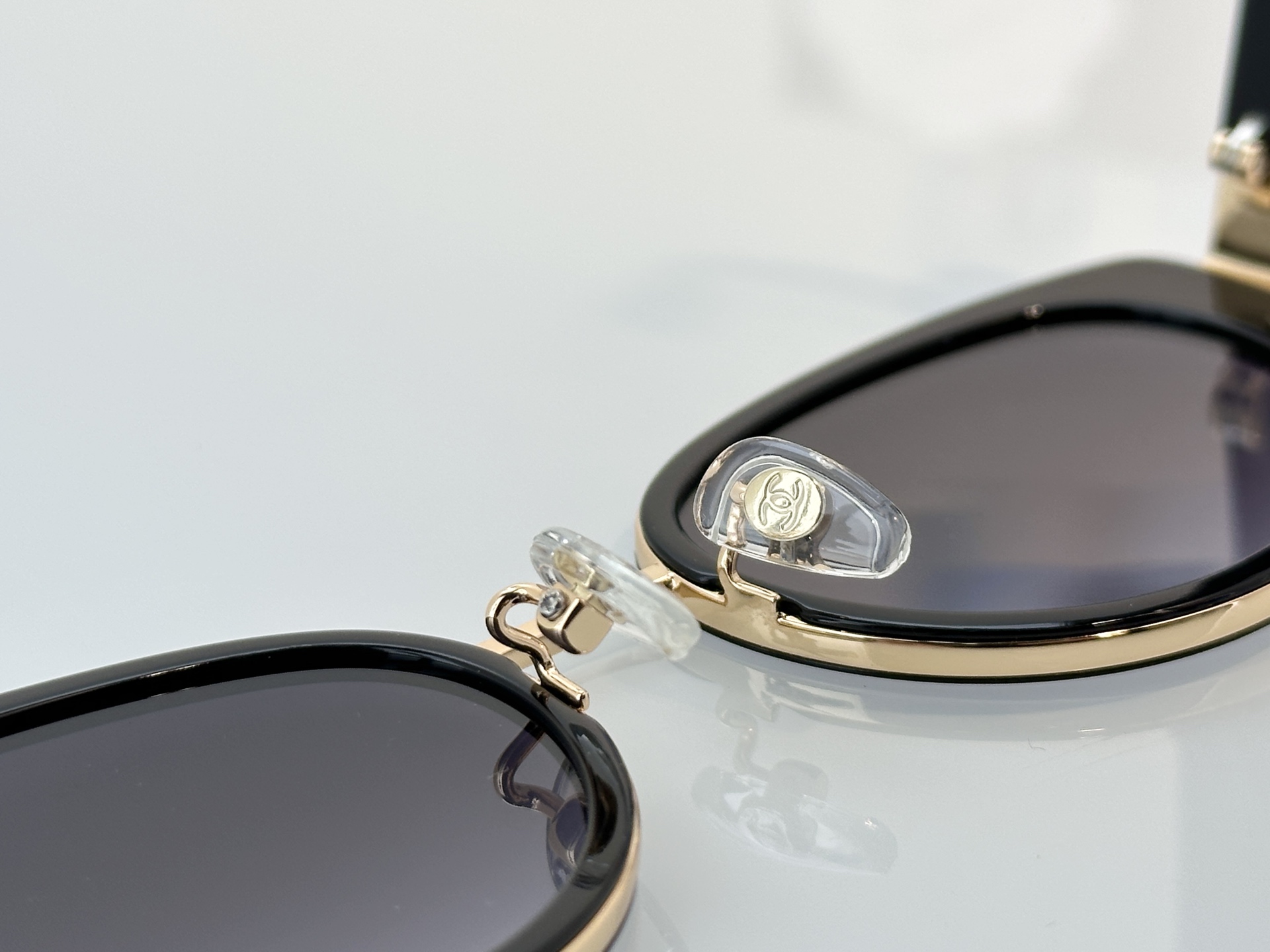 Chanel Sunglasses CH9188