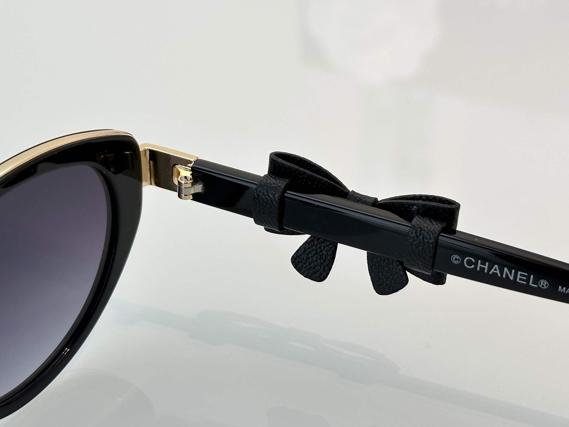 Chanel Sunglasses CH9188