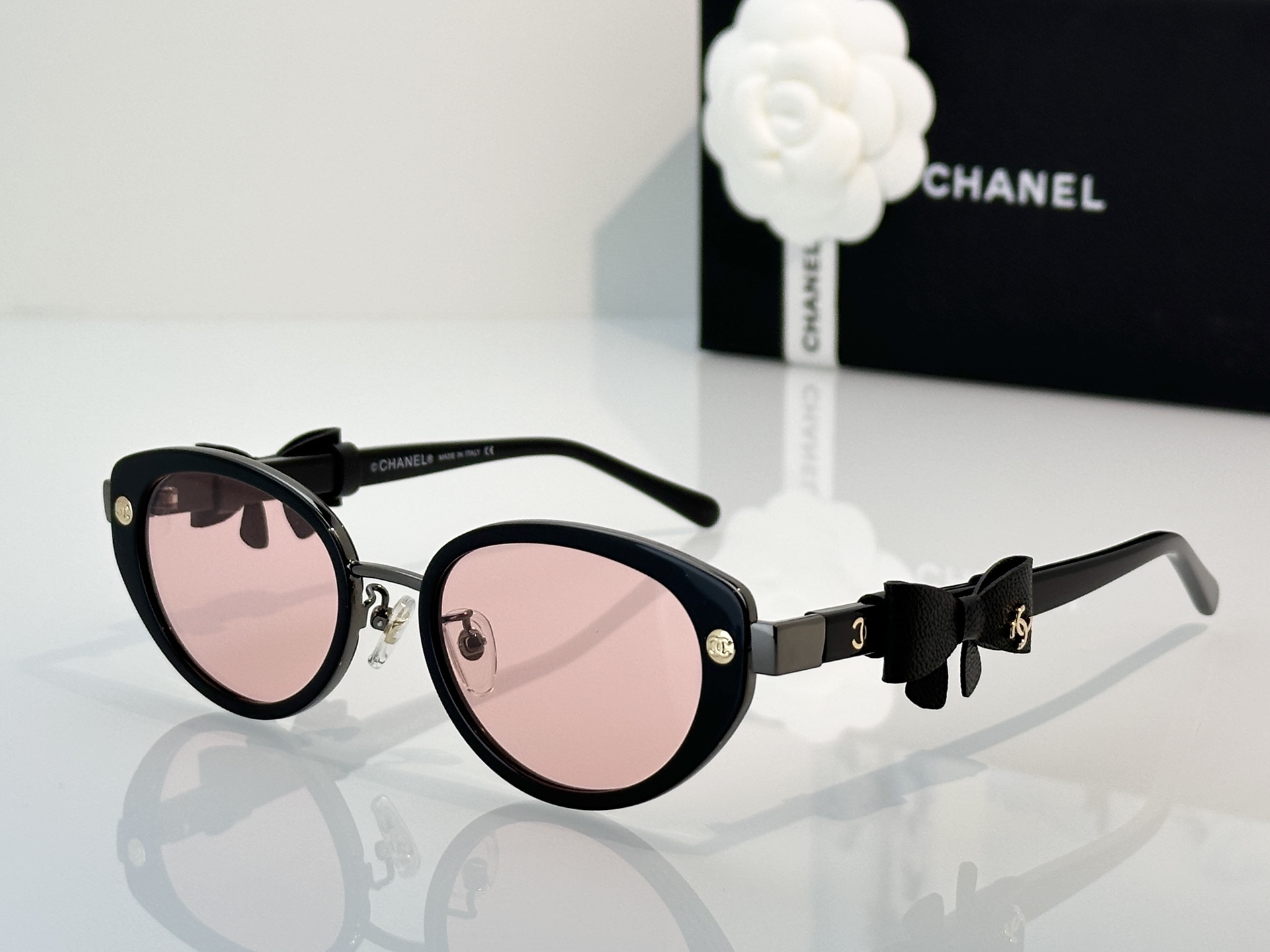 Chanel Sunglasses CH9188