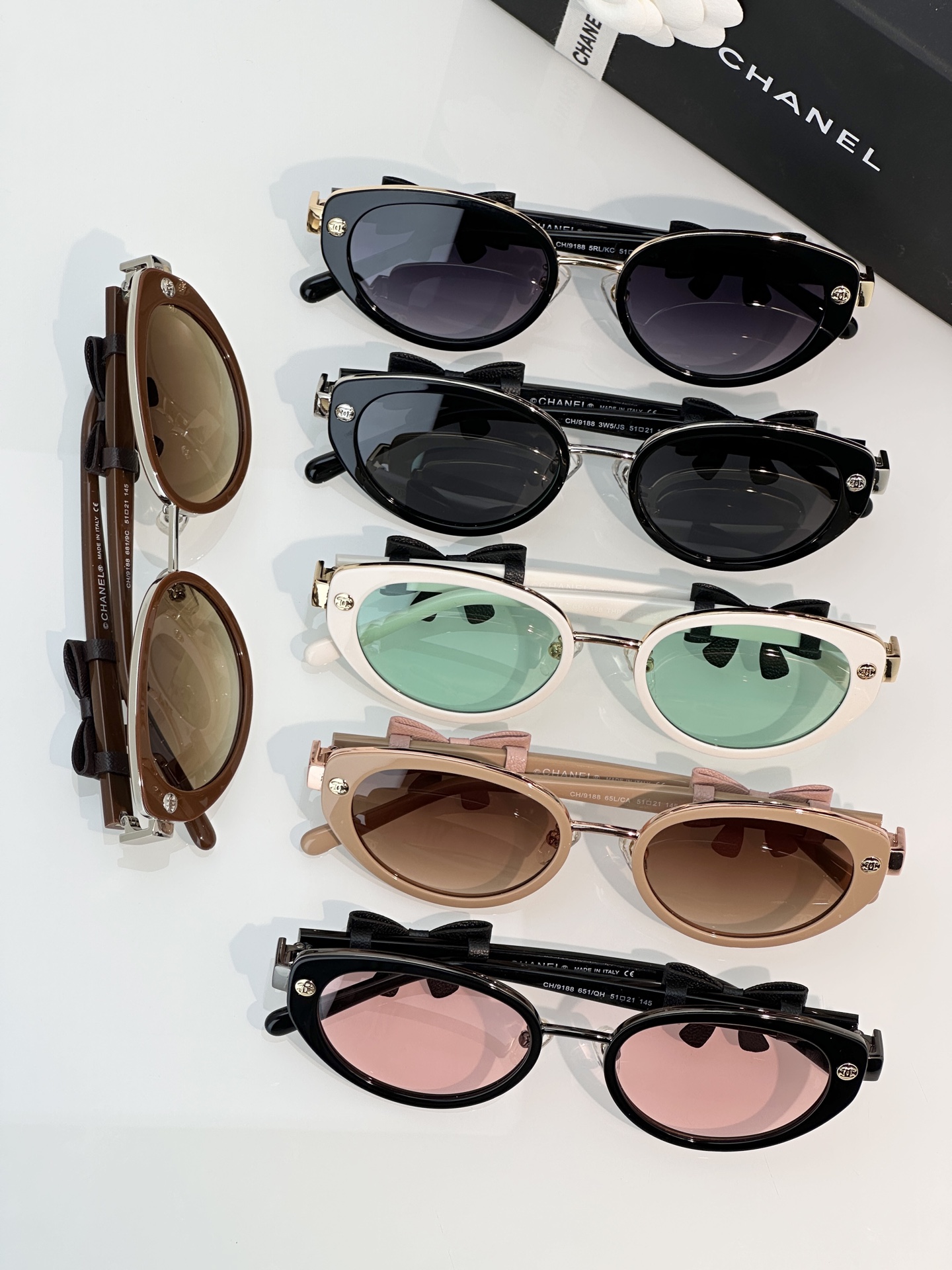 Chanel Sunglasses CH9188