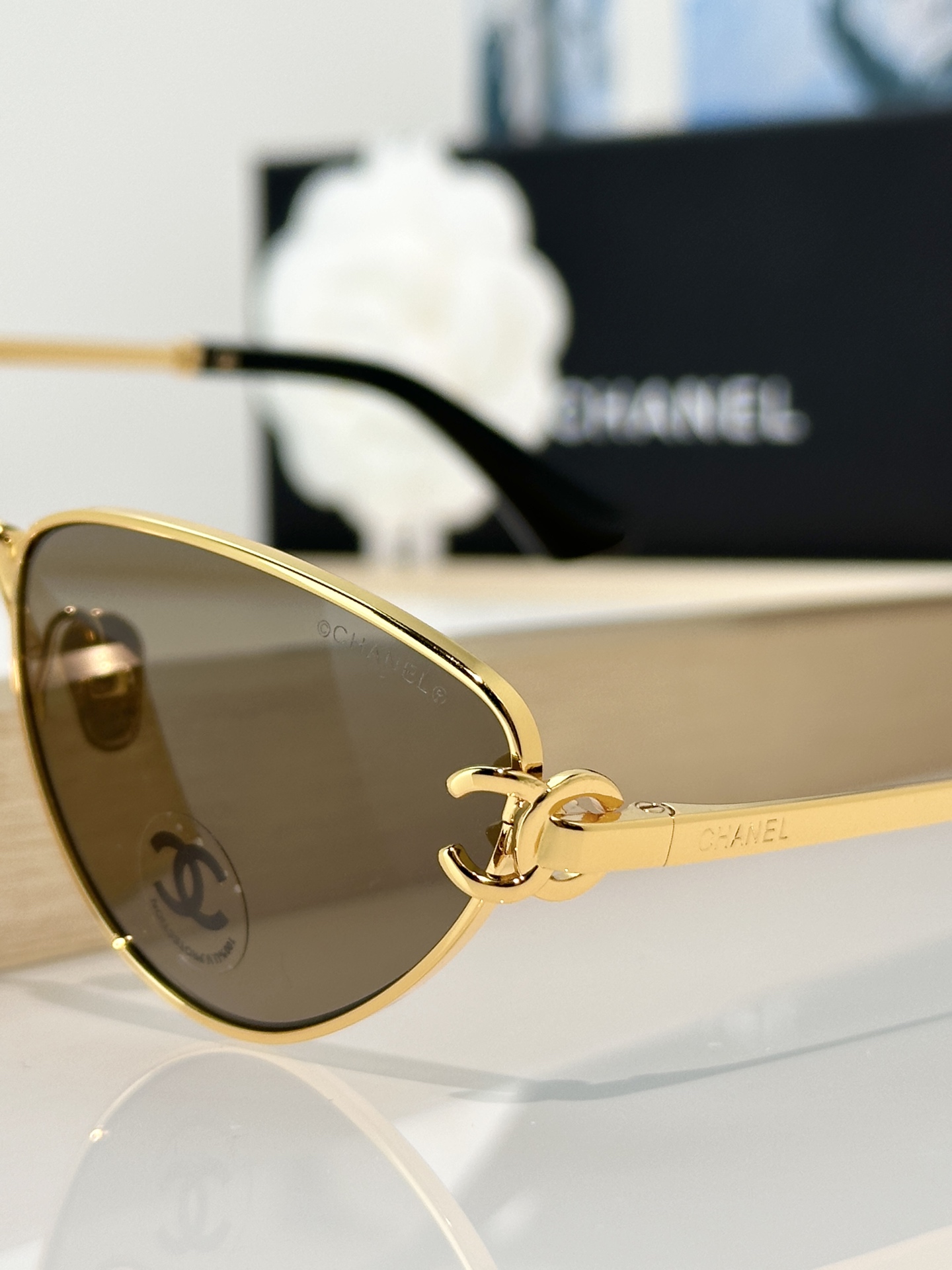 Chanel Sunglasses CH4305