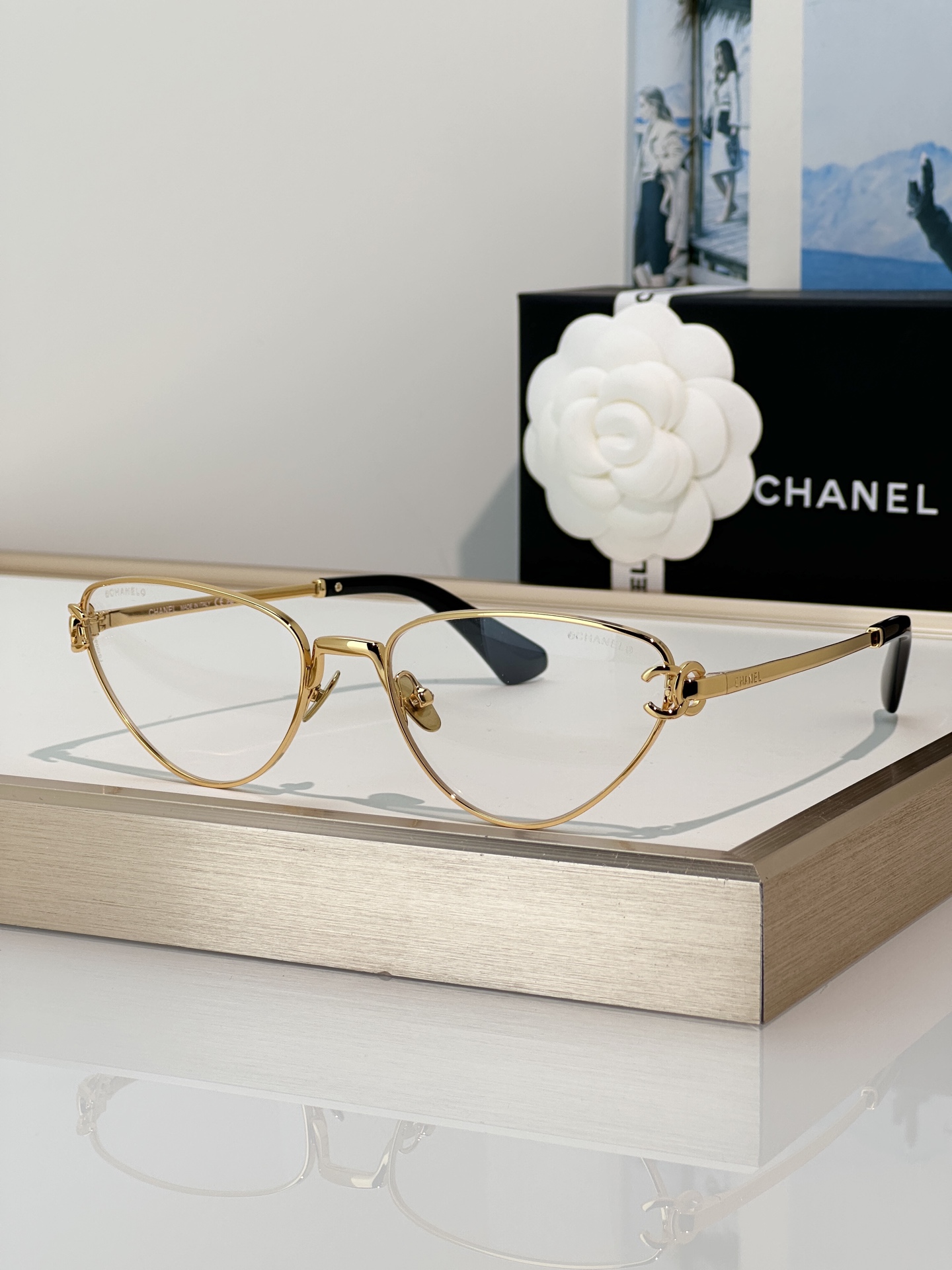 Chanel Sunglasses CH4305