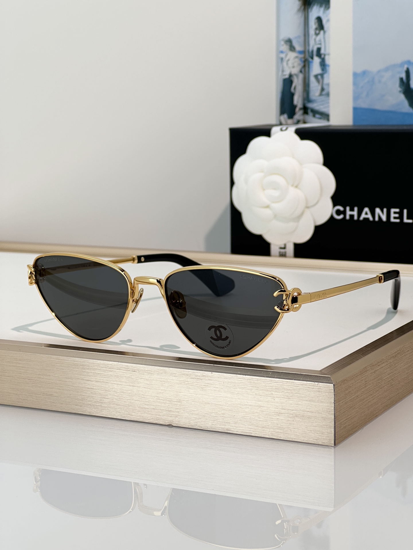 Chanel Sunglasses CH4305