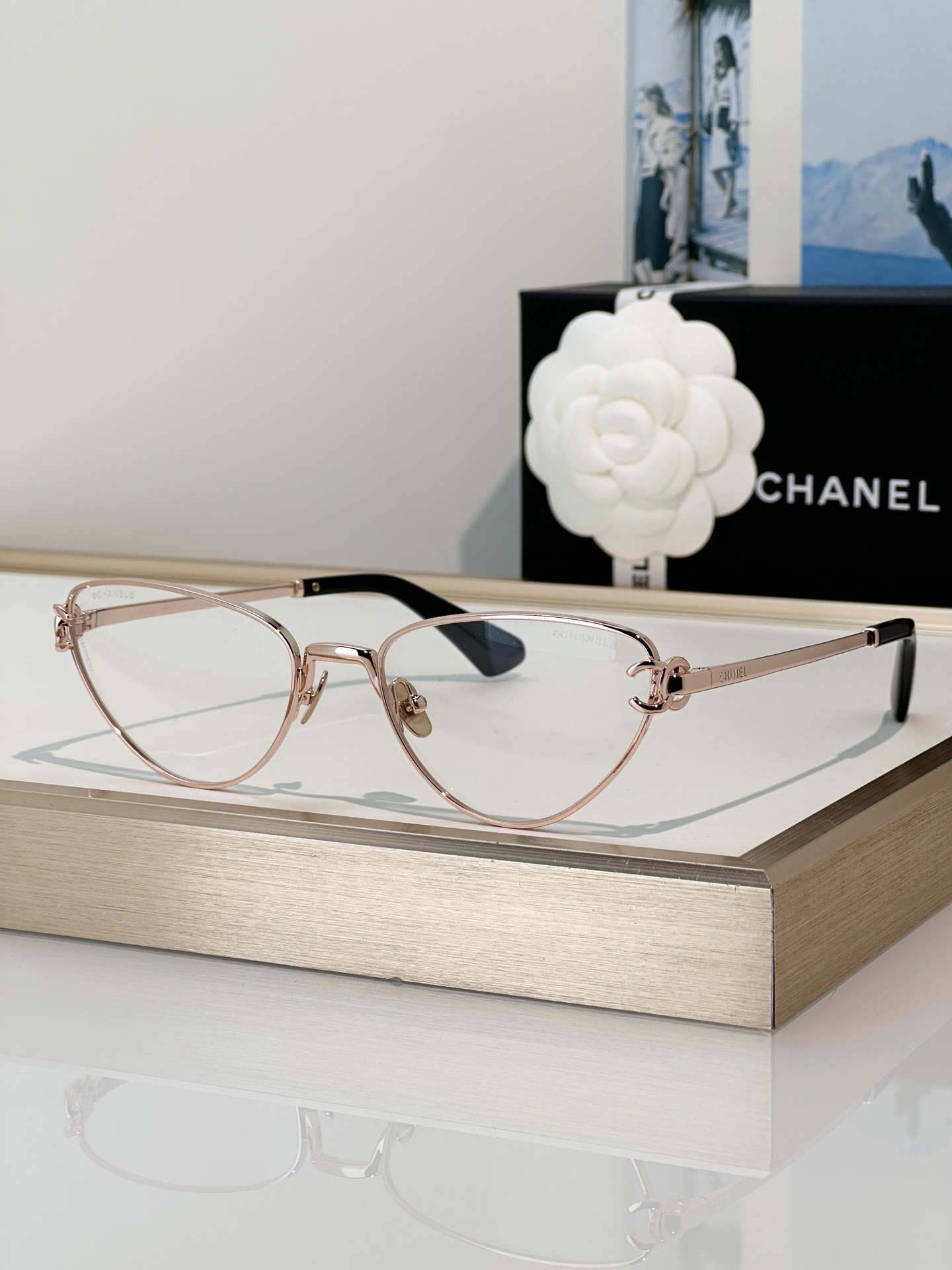 Chanel Sunglasses CH4305