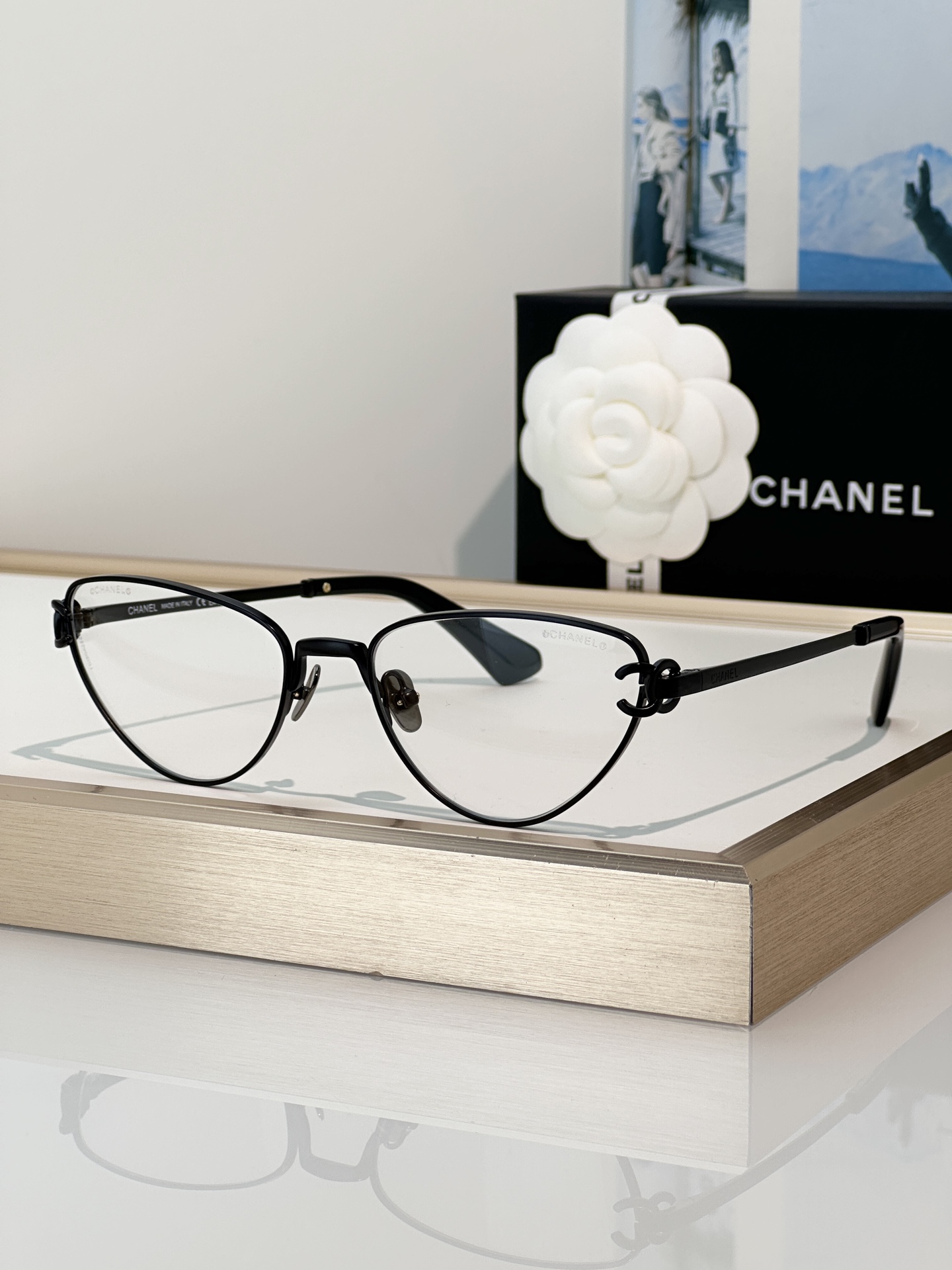 Chanel Sunglasses CH4305