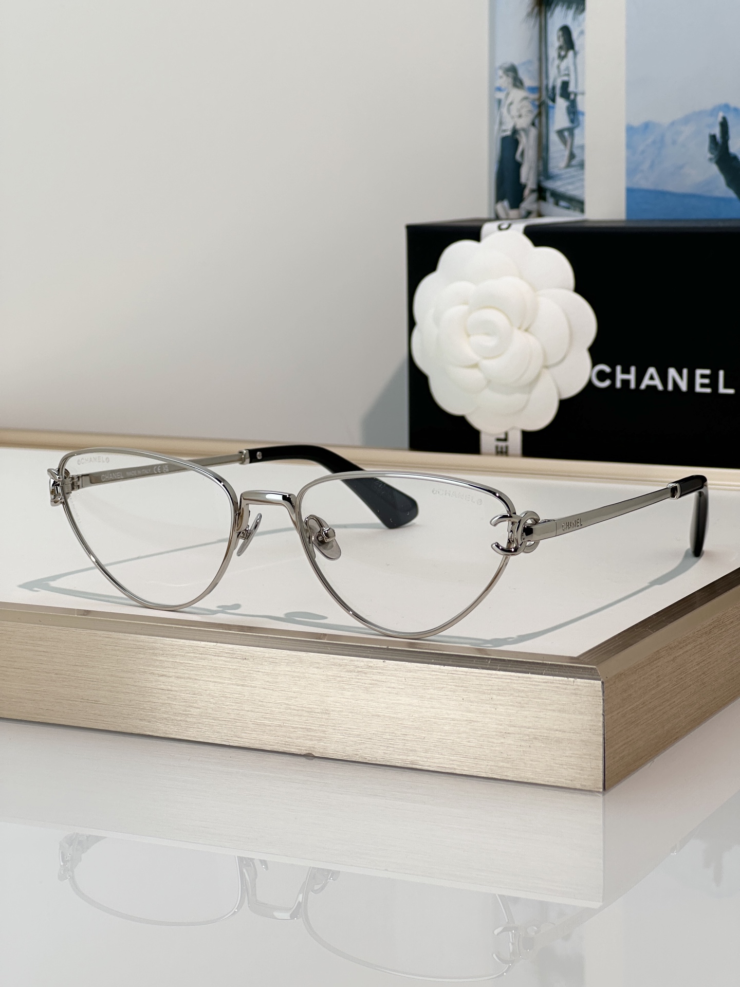 Chanel Sunglasses CH4305