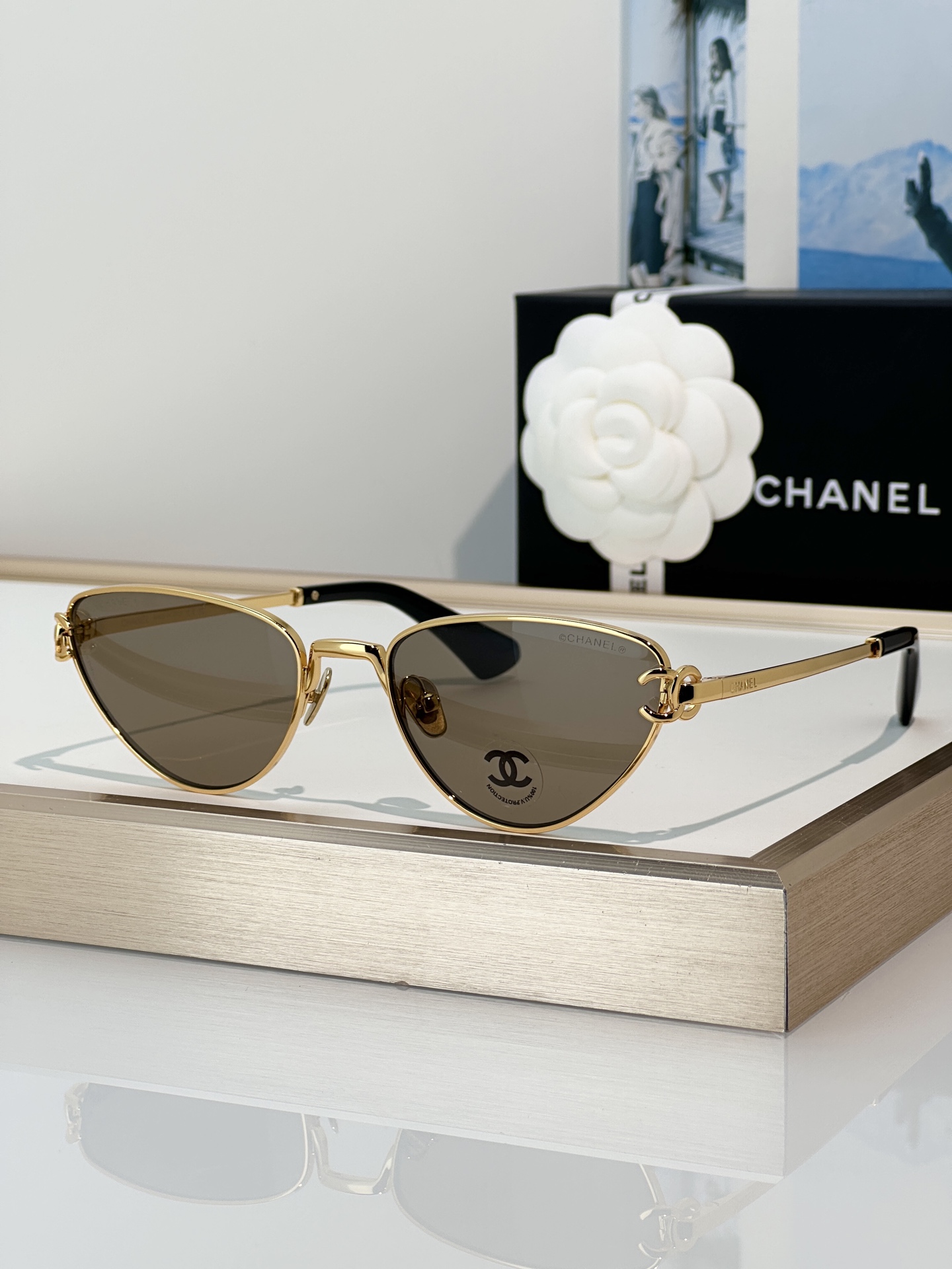 Chanel Sunglasses CH4305